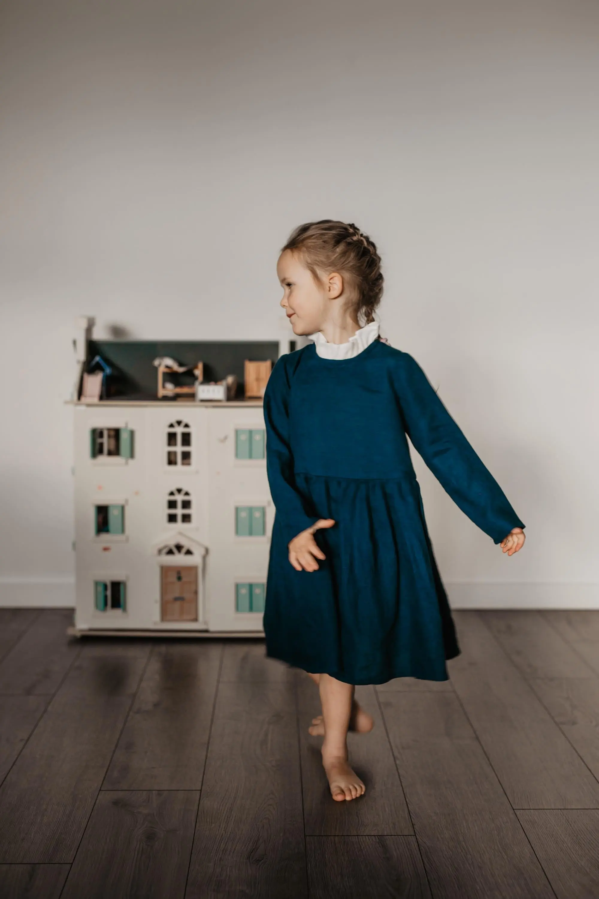 Girls linen dress AUSTĖJA
