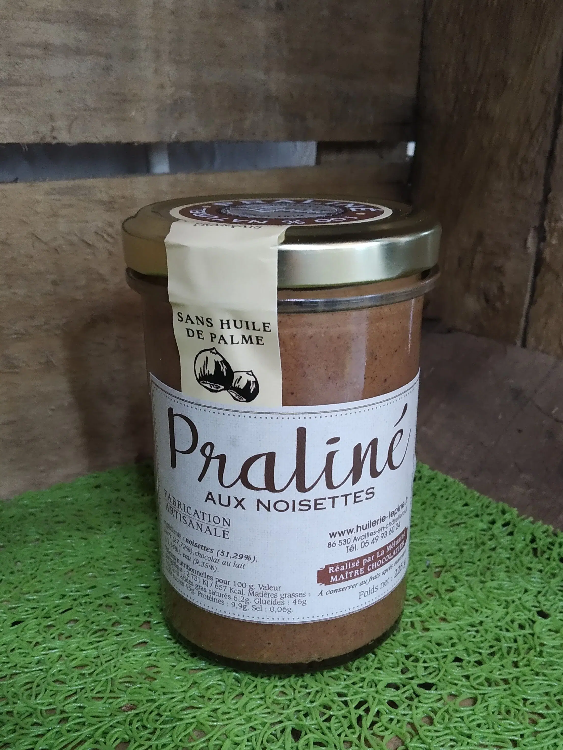 hazelnut praline 225g