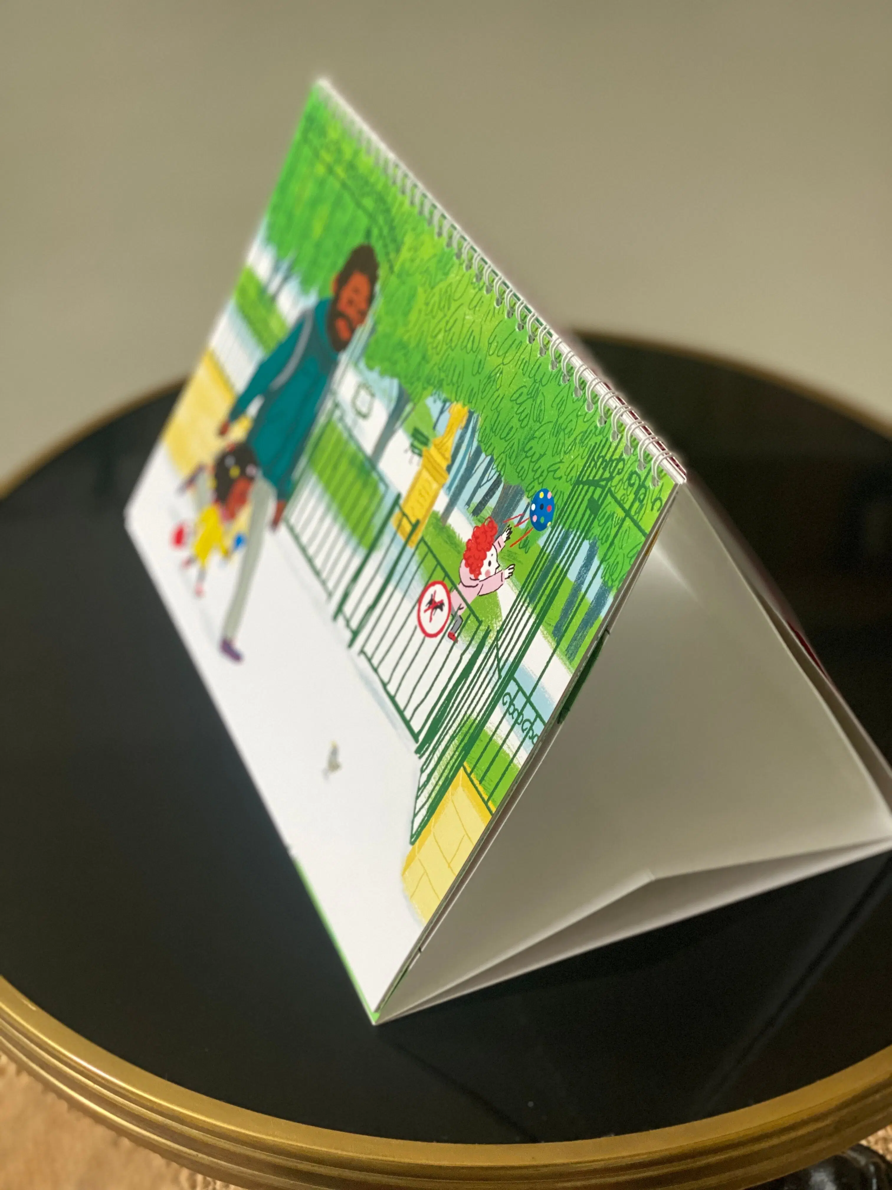 Mini Kami Mia va all'asilo nido - Libro per bambini sotto i 6 anni