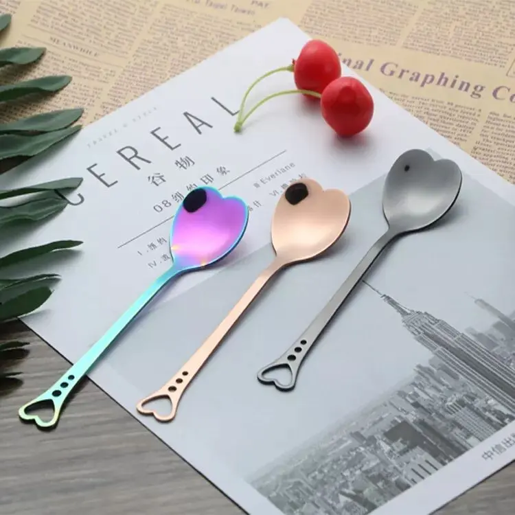 Cuillère à Thé/Café/Dessert en forme de coeur - Arc-en-ciel