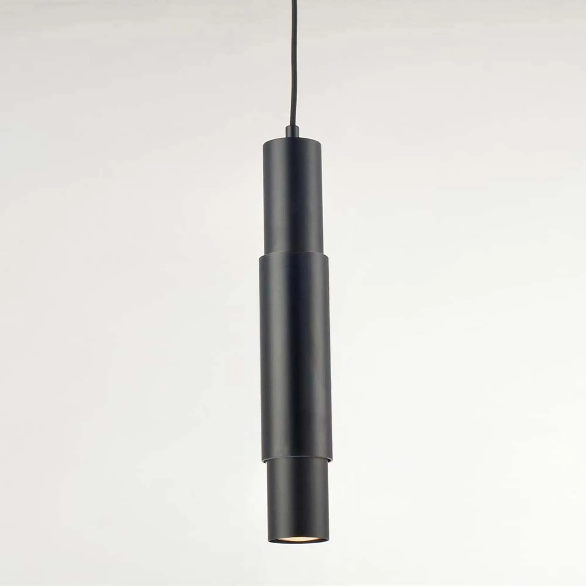 s.LUCE pro hanging lamp Crutch with cylinder - black, cover: black