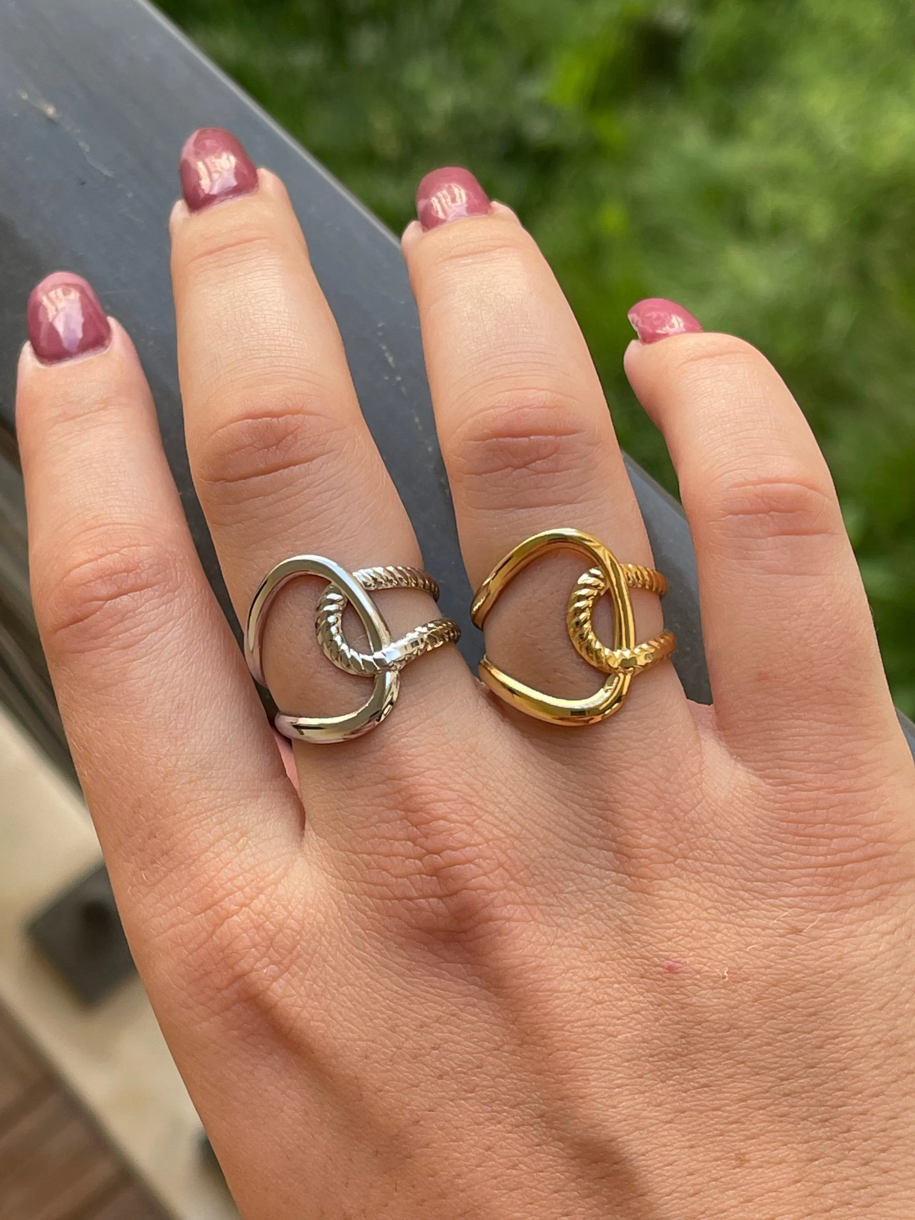 Calypso ring