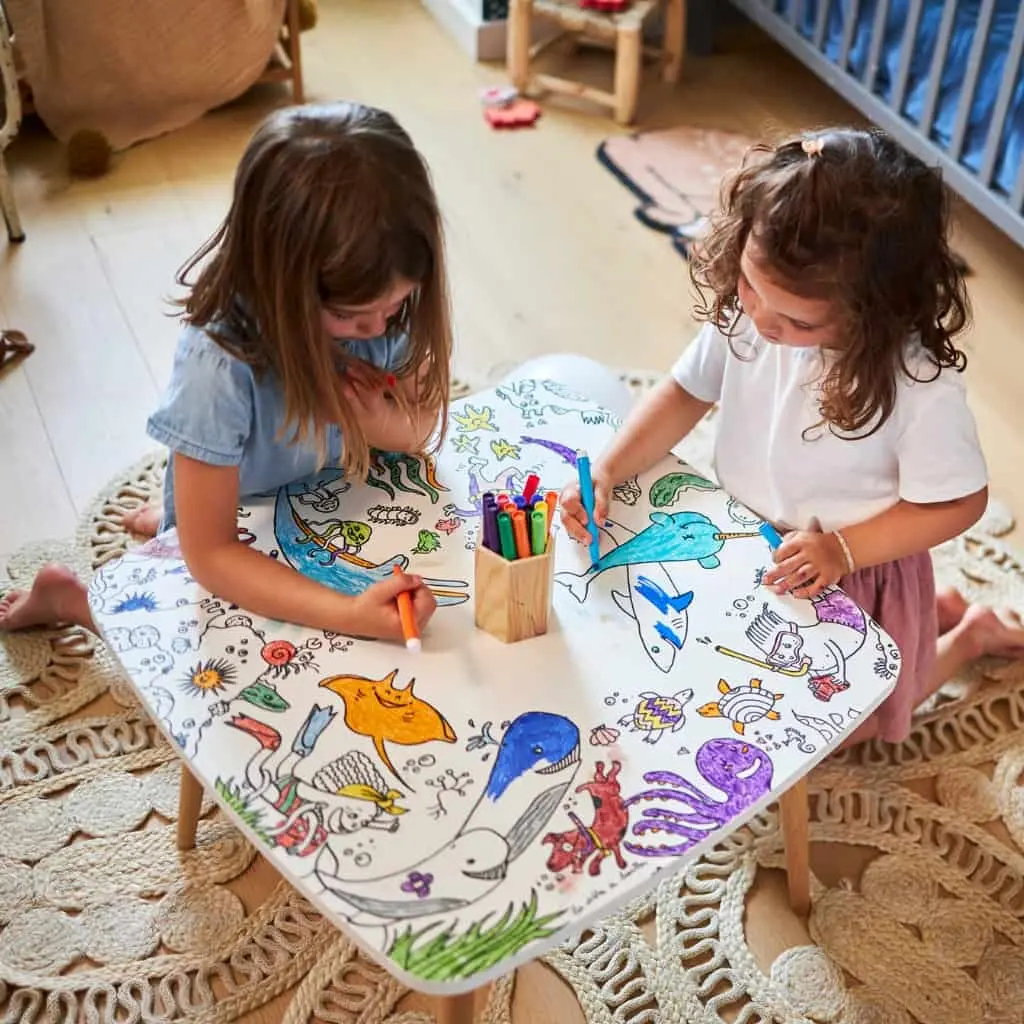 Coloritable - The first table to color endlessly