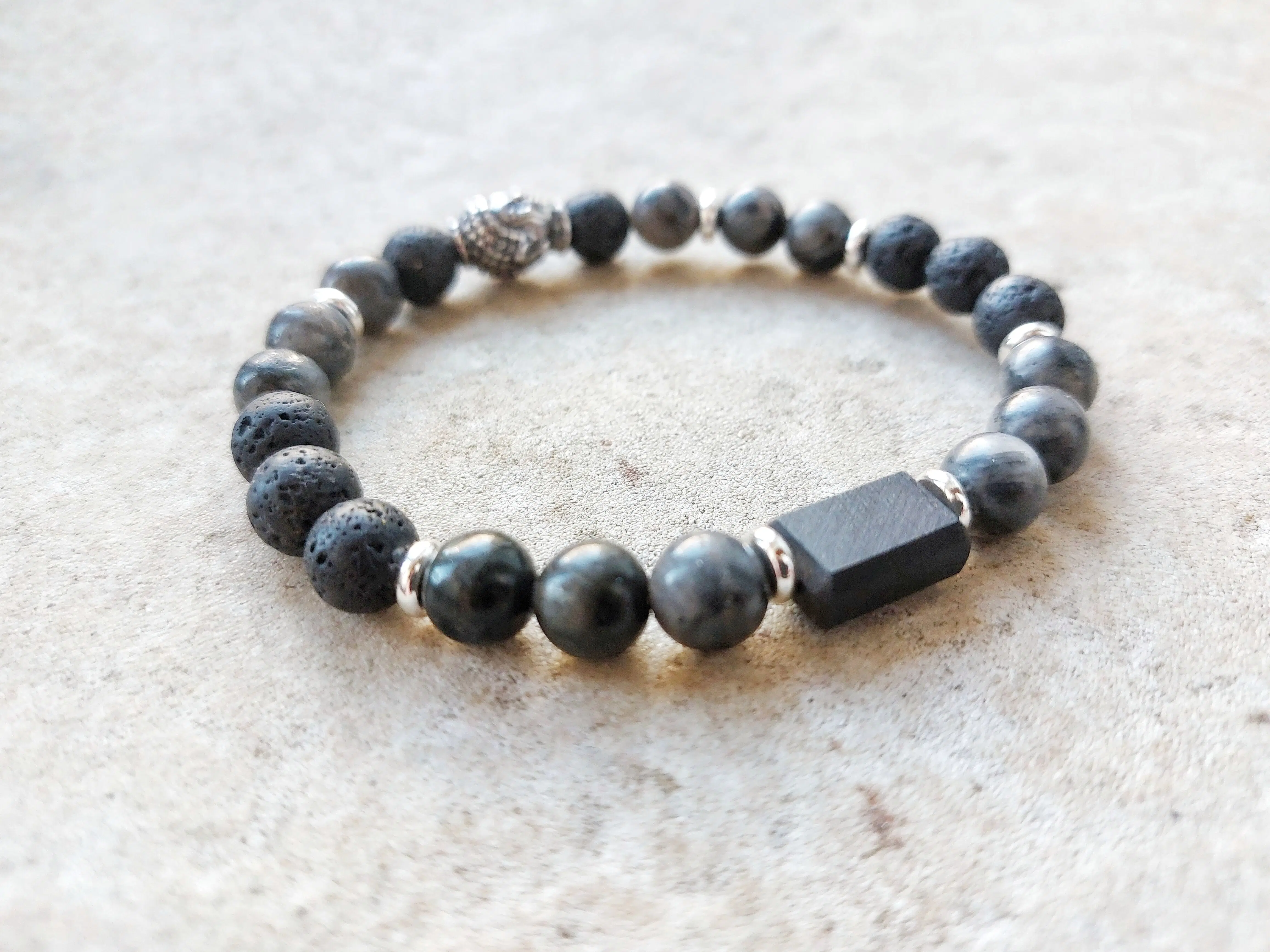 Bracelets bois d'ébène recyclé et pierres naturelles