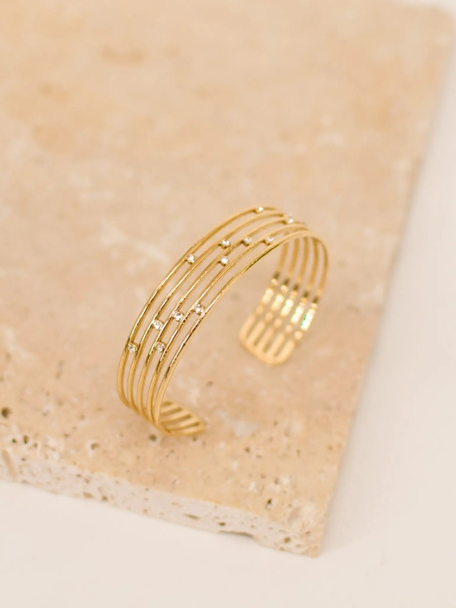 Saraya bangle bracelet