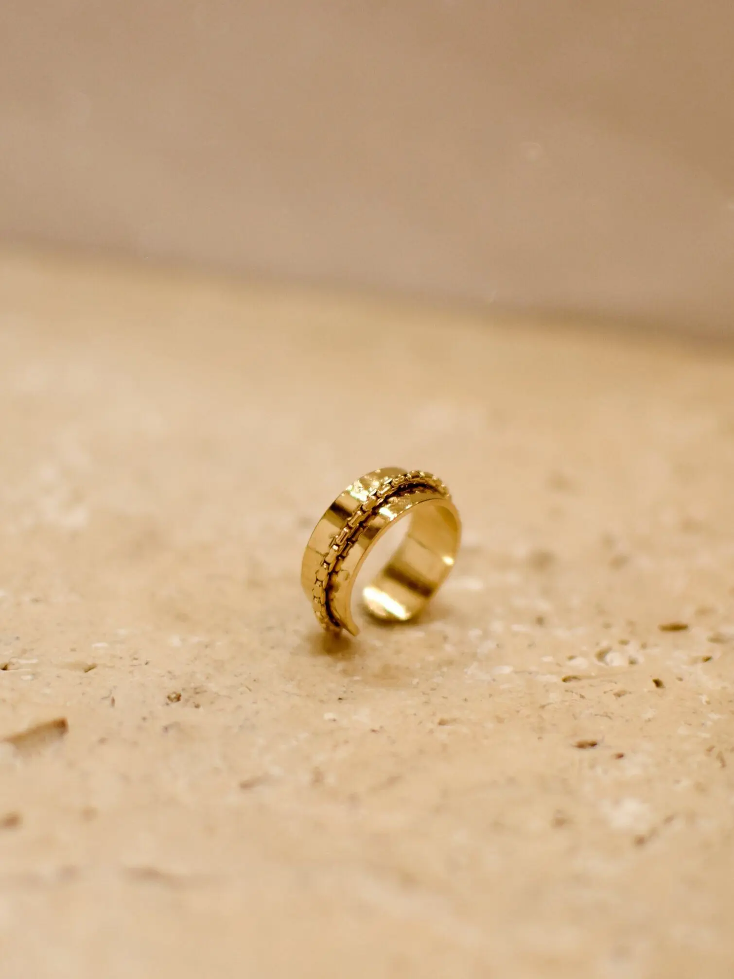 Caly Ring