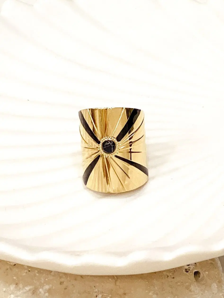 Zena ring