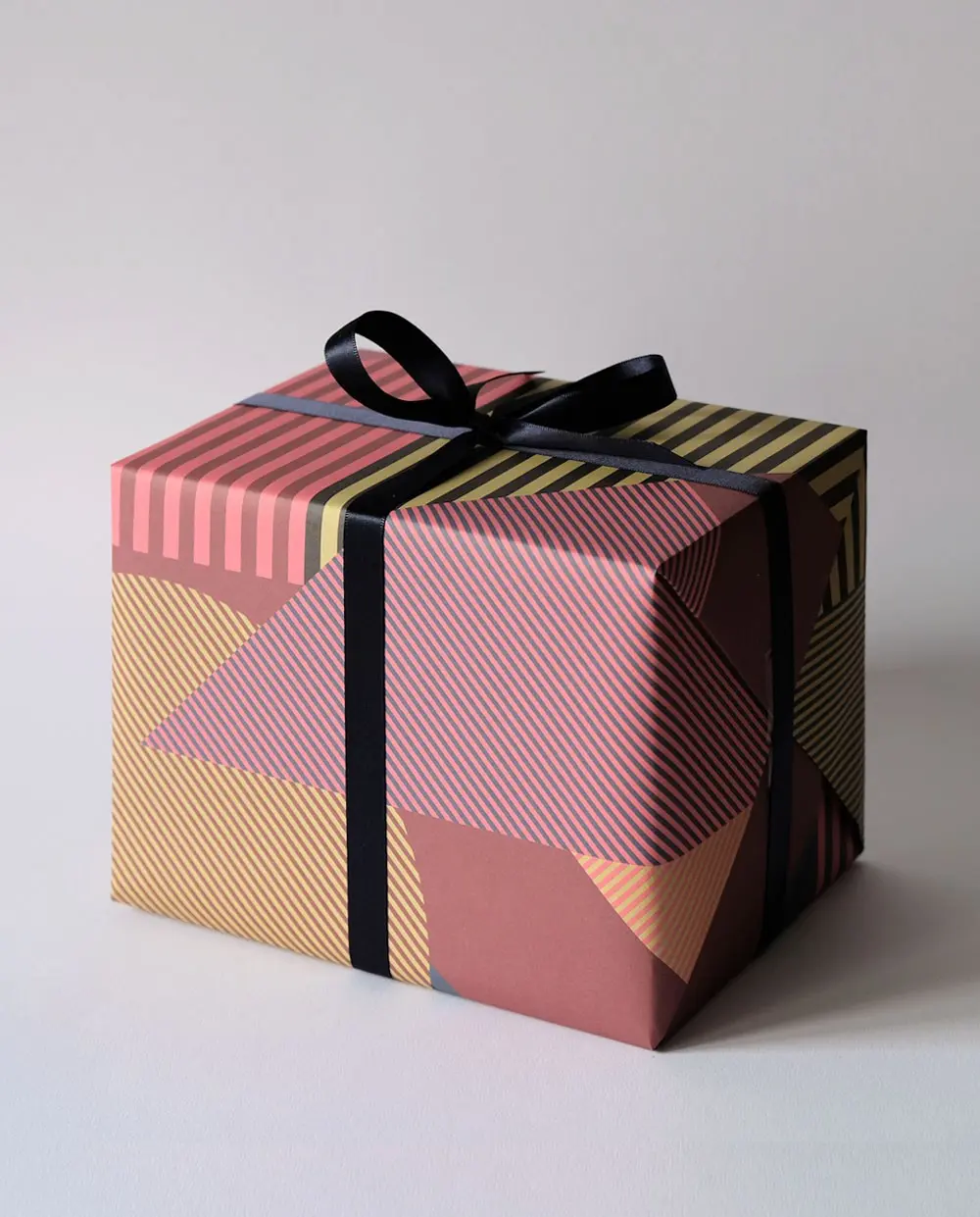 Papier d'emballage Aligné Rouge