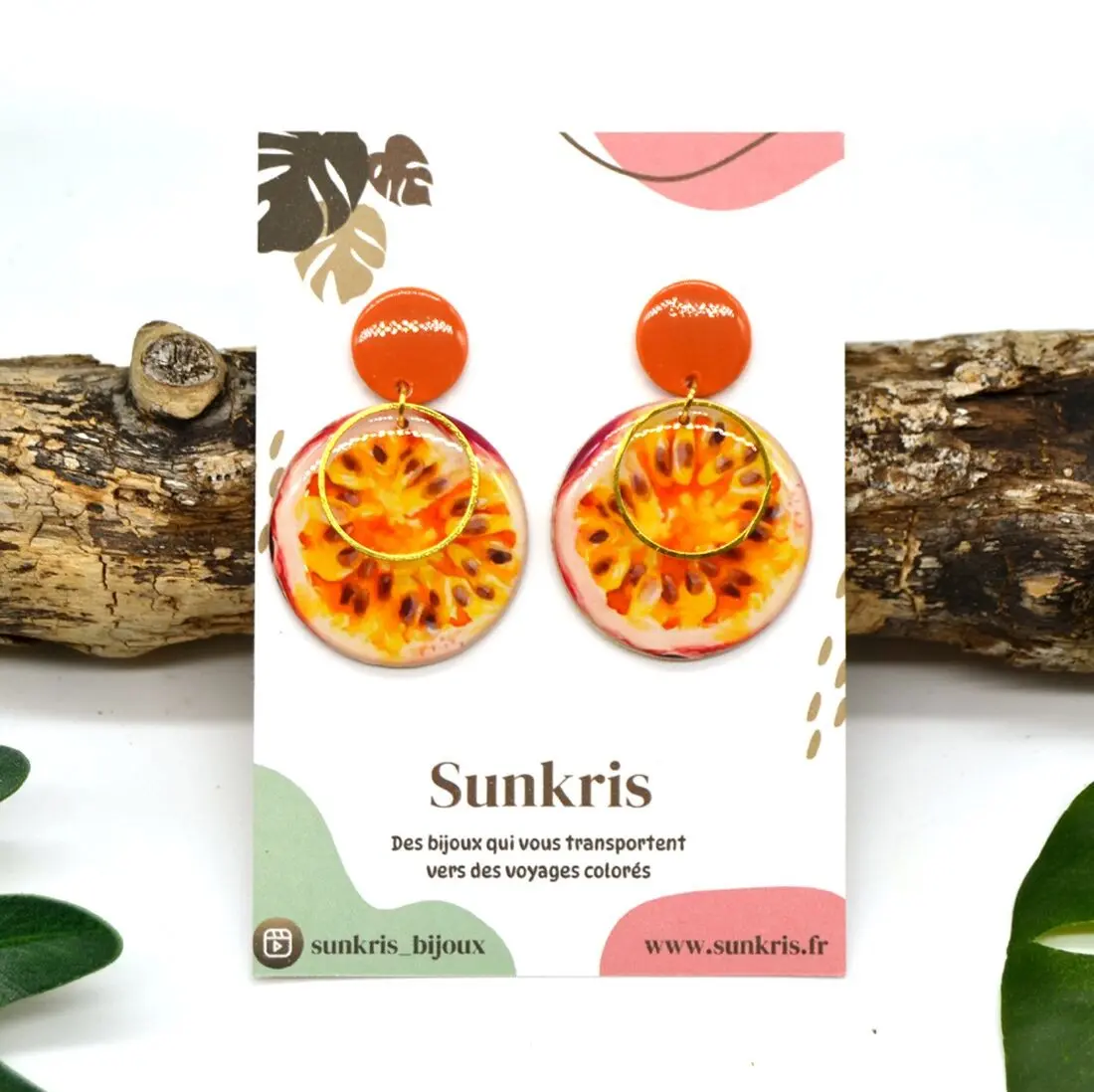 "Passion Fruit" Earrings in Wood and Resin