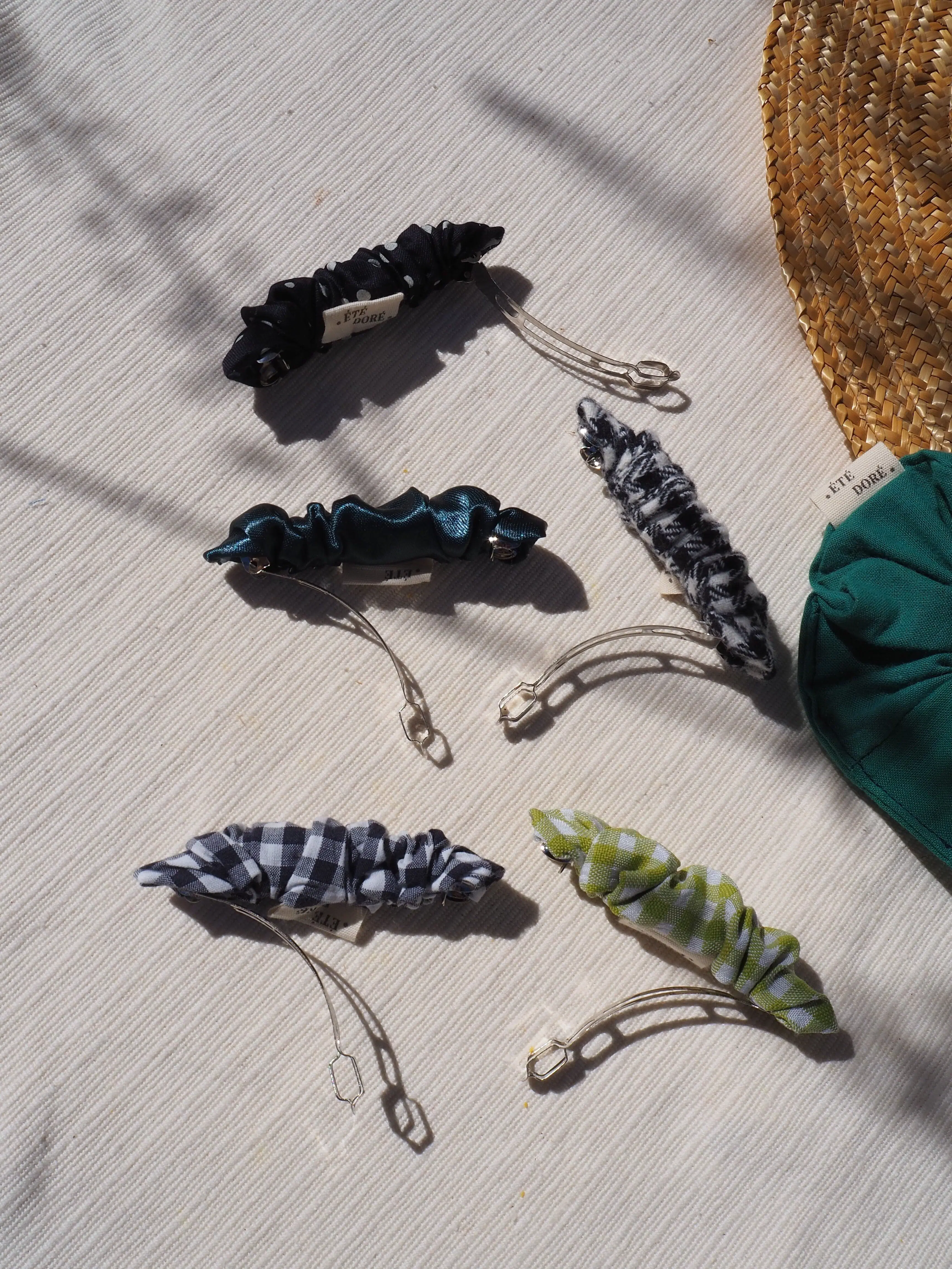 Barrette Plissée Vert Satiné