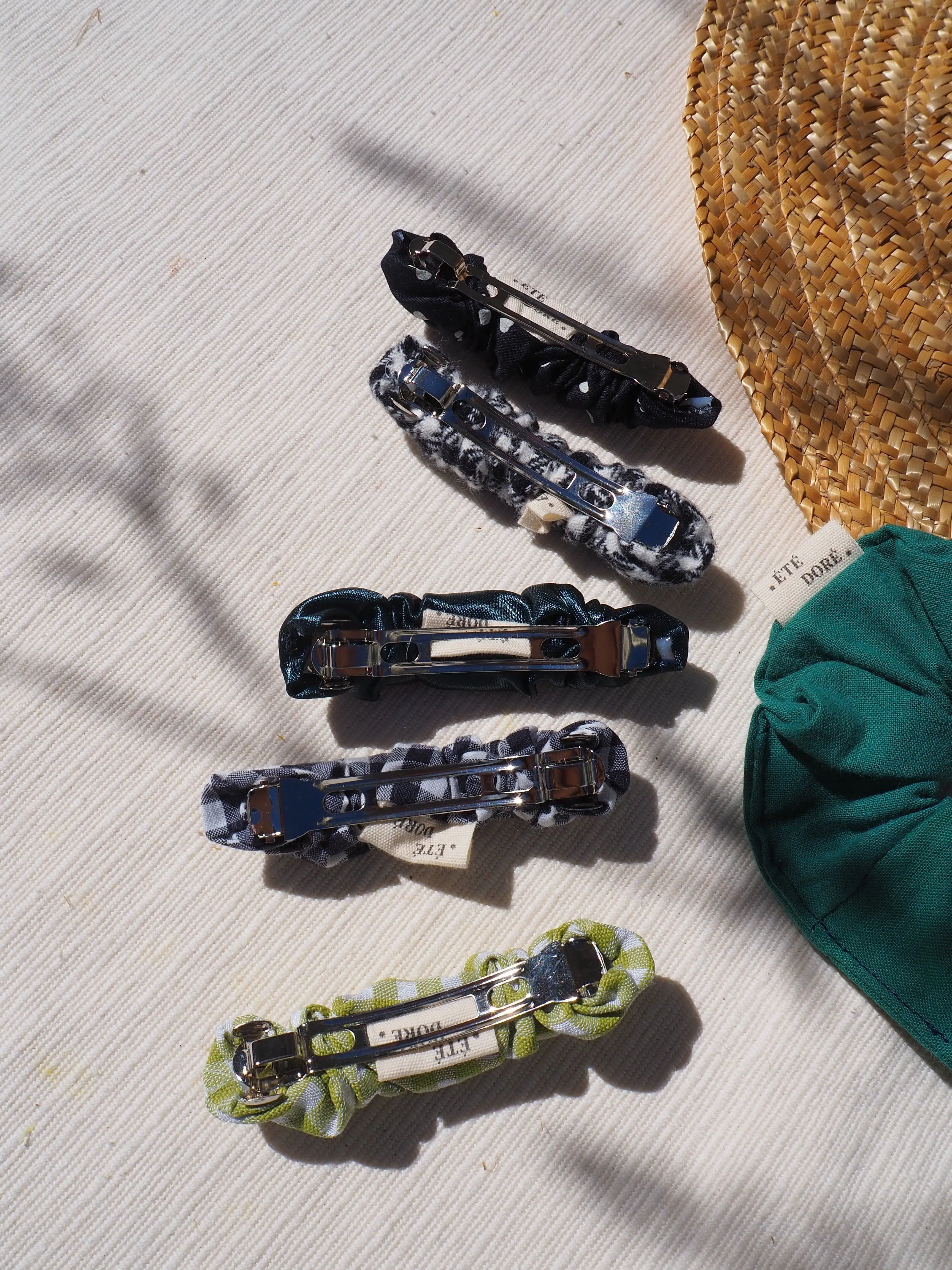 Barrette Plissée Vert Satiné