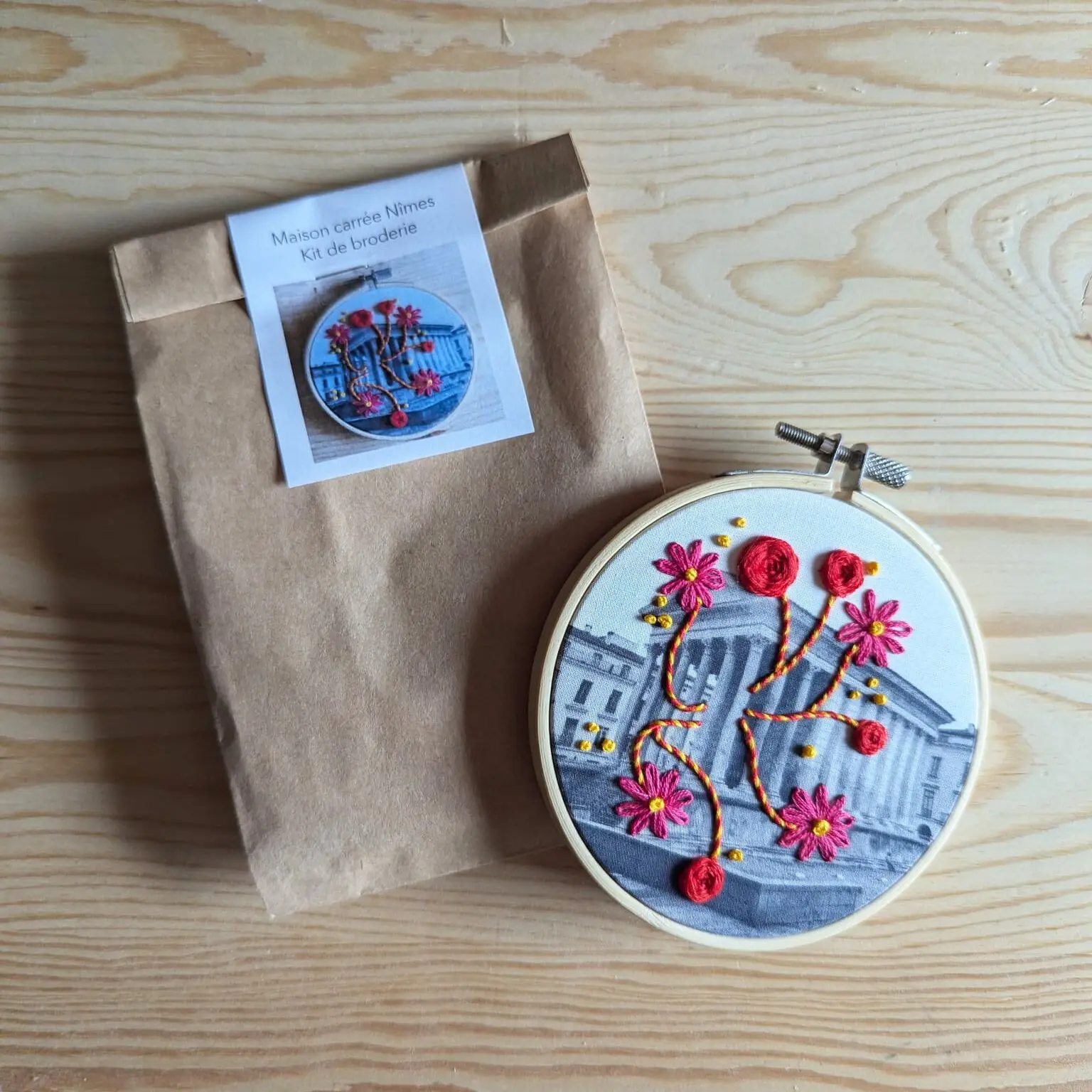 The Square House of Nîmes - mini embroidery kit
