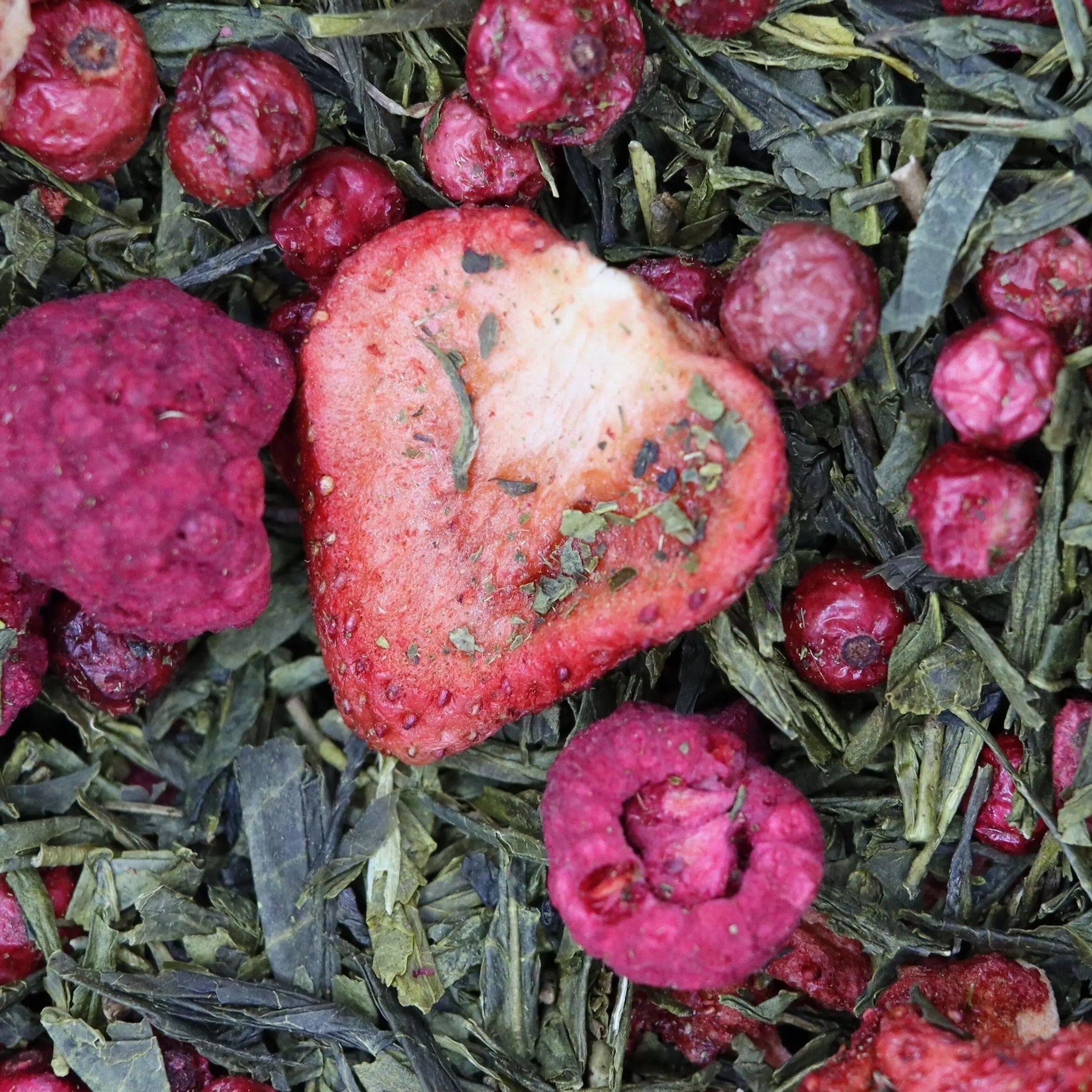 Grüner Tee Erdbeere Rote Johannisbeere - Douceur des Bois - Großpackung 1 KG