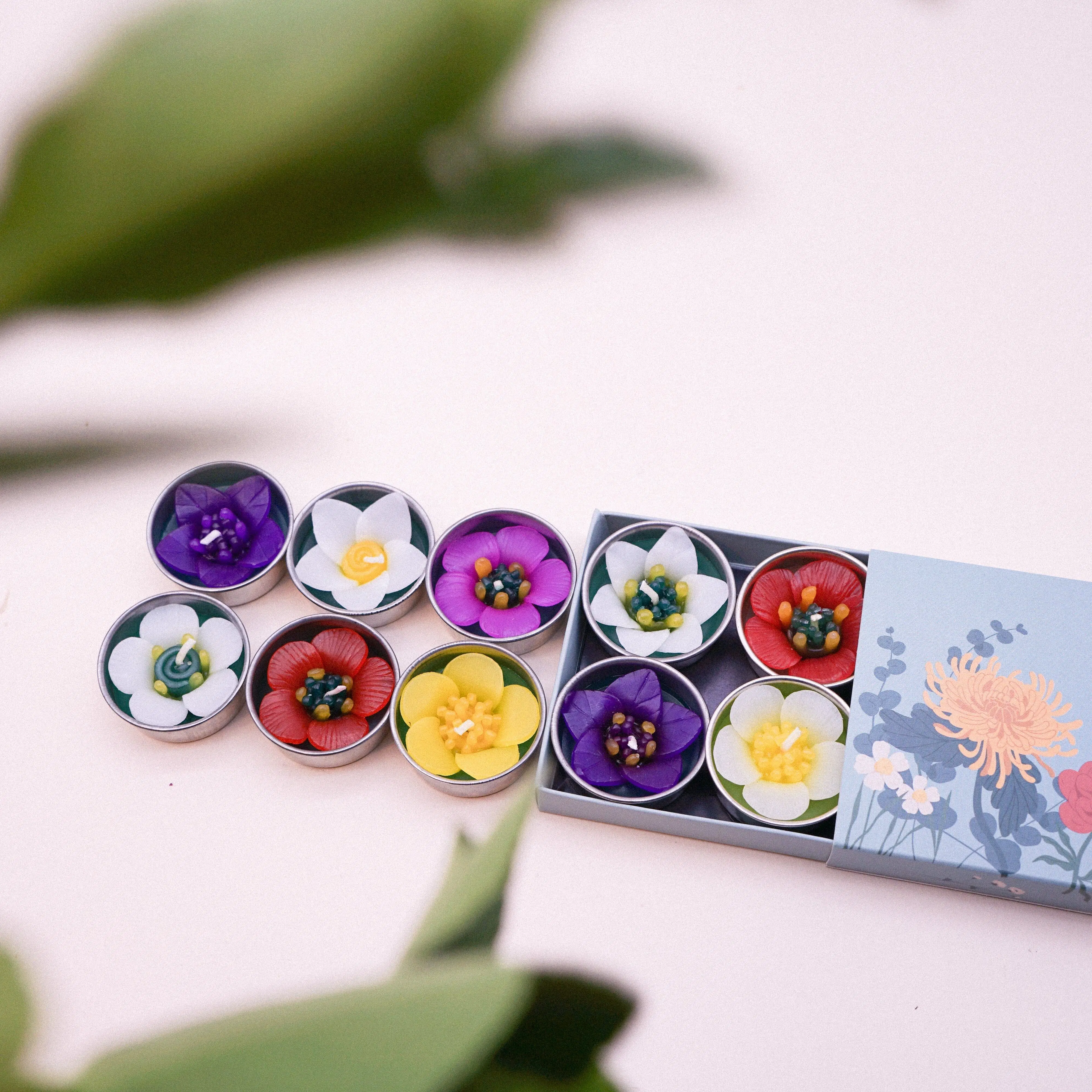 10 Assorted Garden Flower Scented Tealights