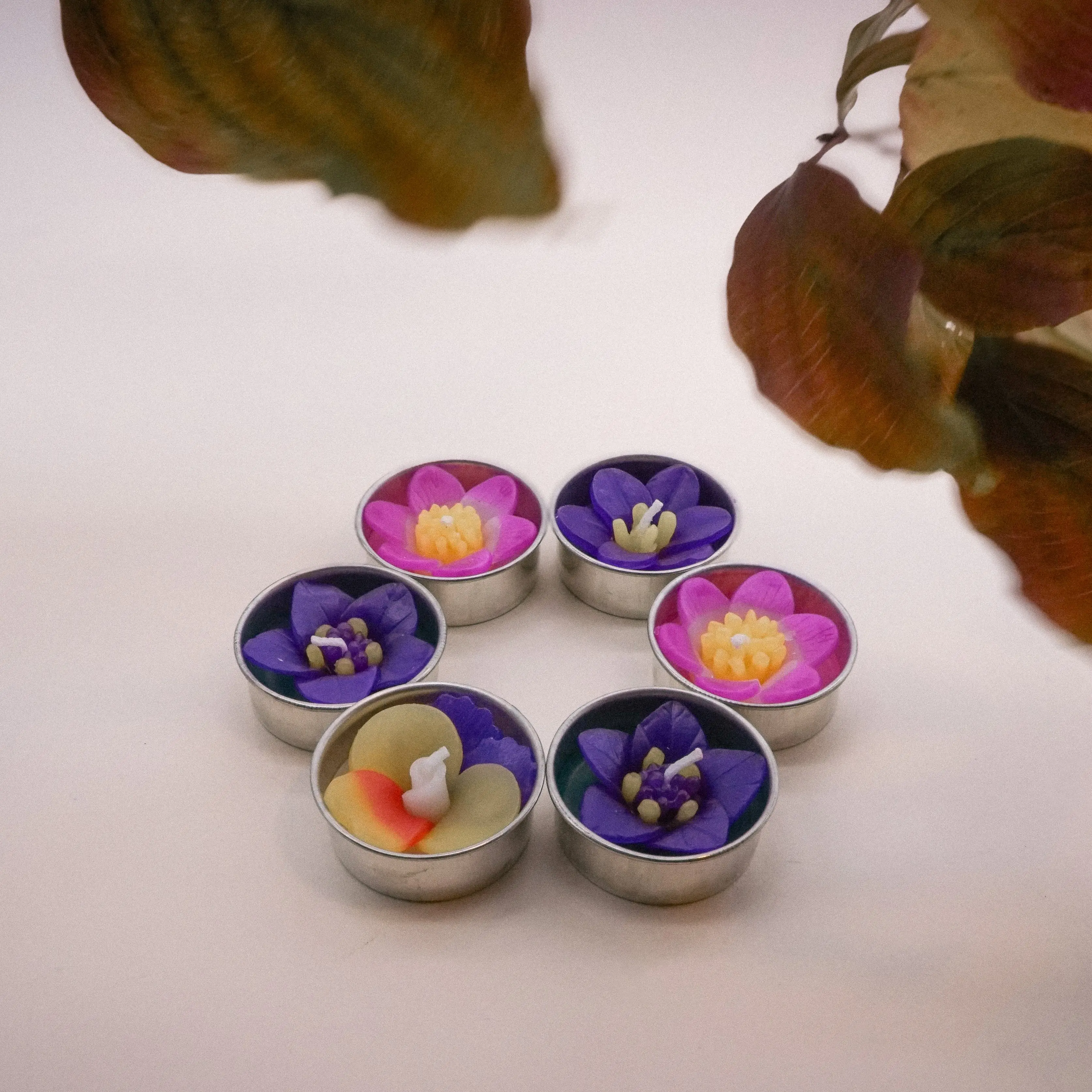 Assorted Purple Garden Scented Tealights