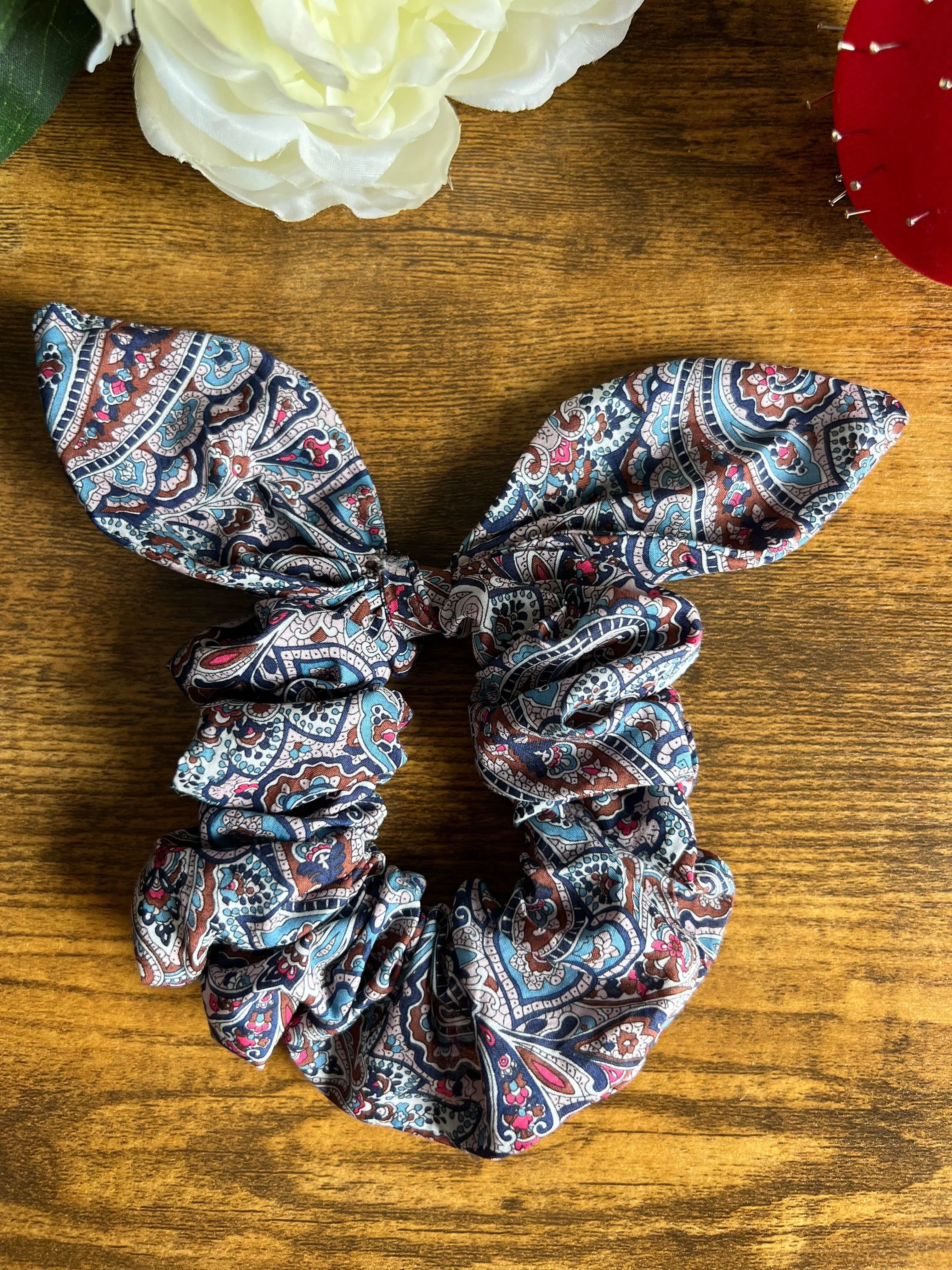 Liberty of London Scrunchie - Maxi Bow - Arabesques