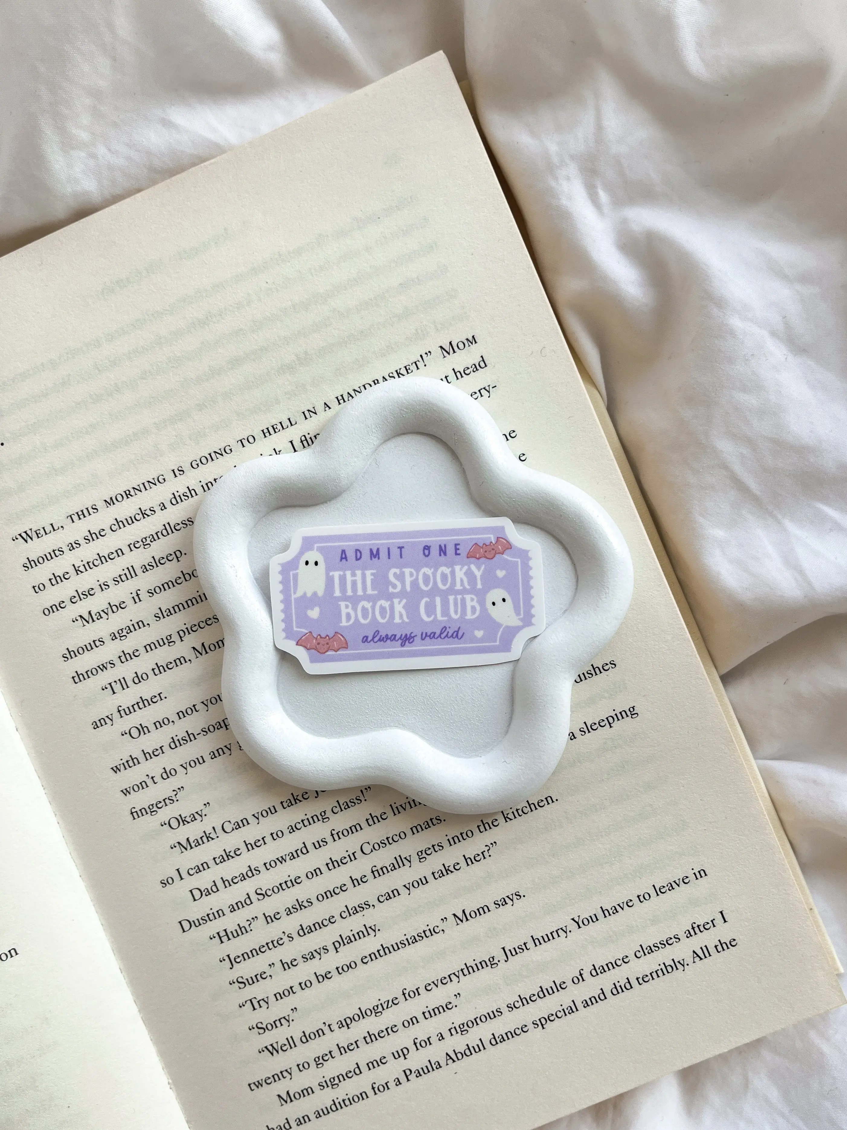 Der gruselige Buchclub Sticker