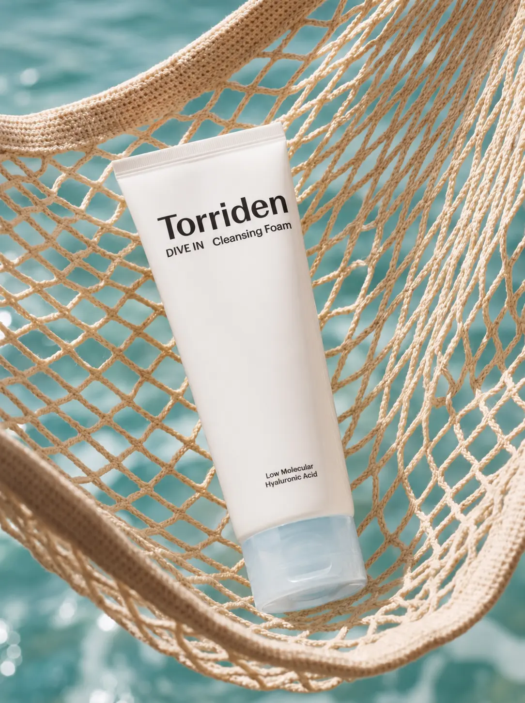 Dive in - Hyaluronic Acid Cleansing Foam - 150ml