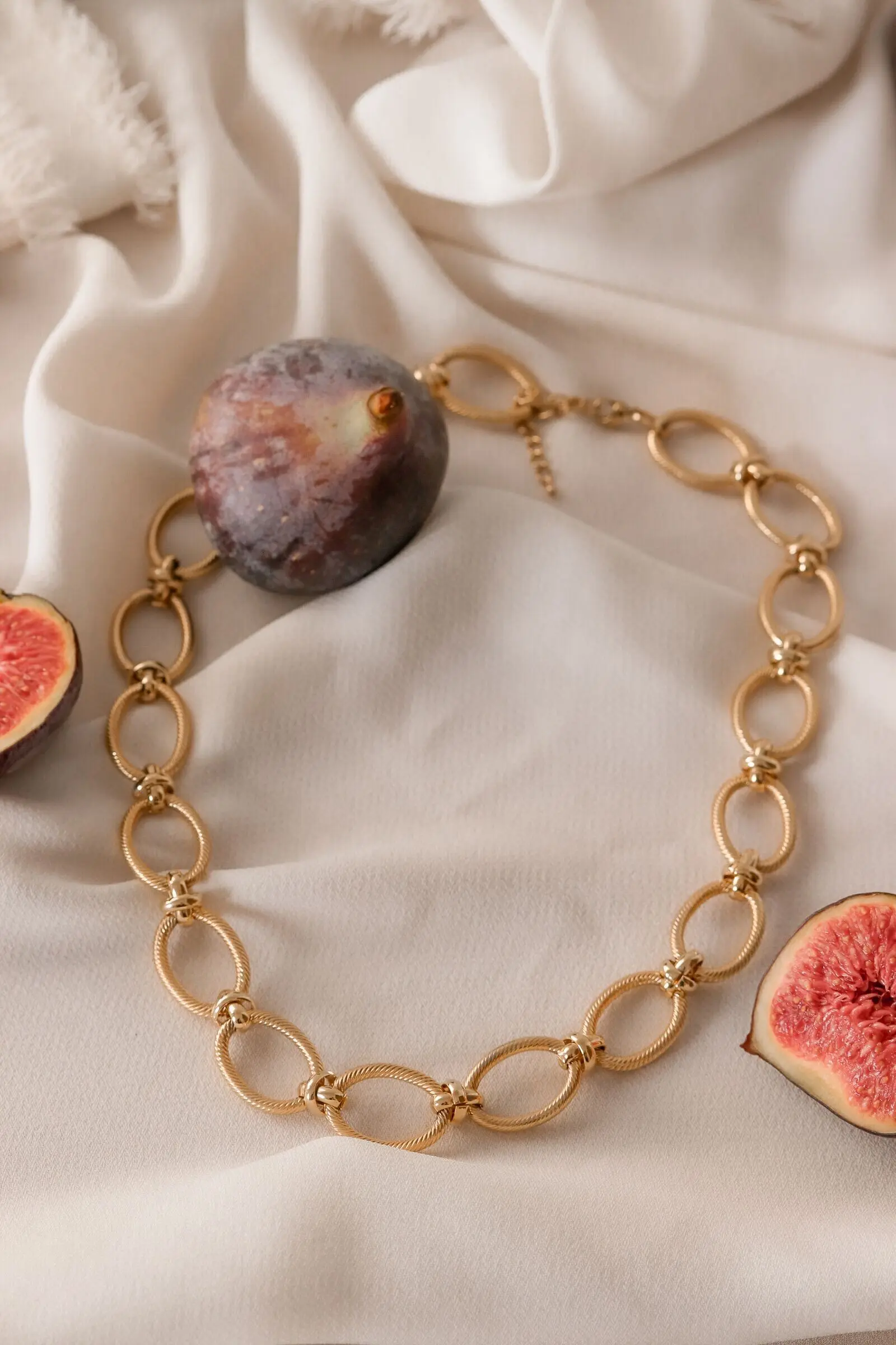 SACHA NECKLACE