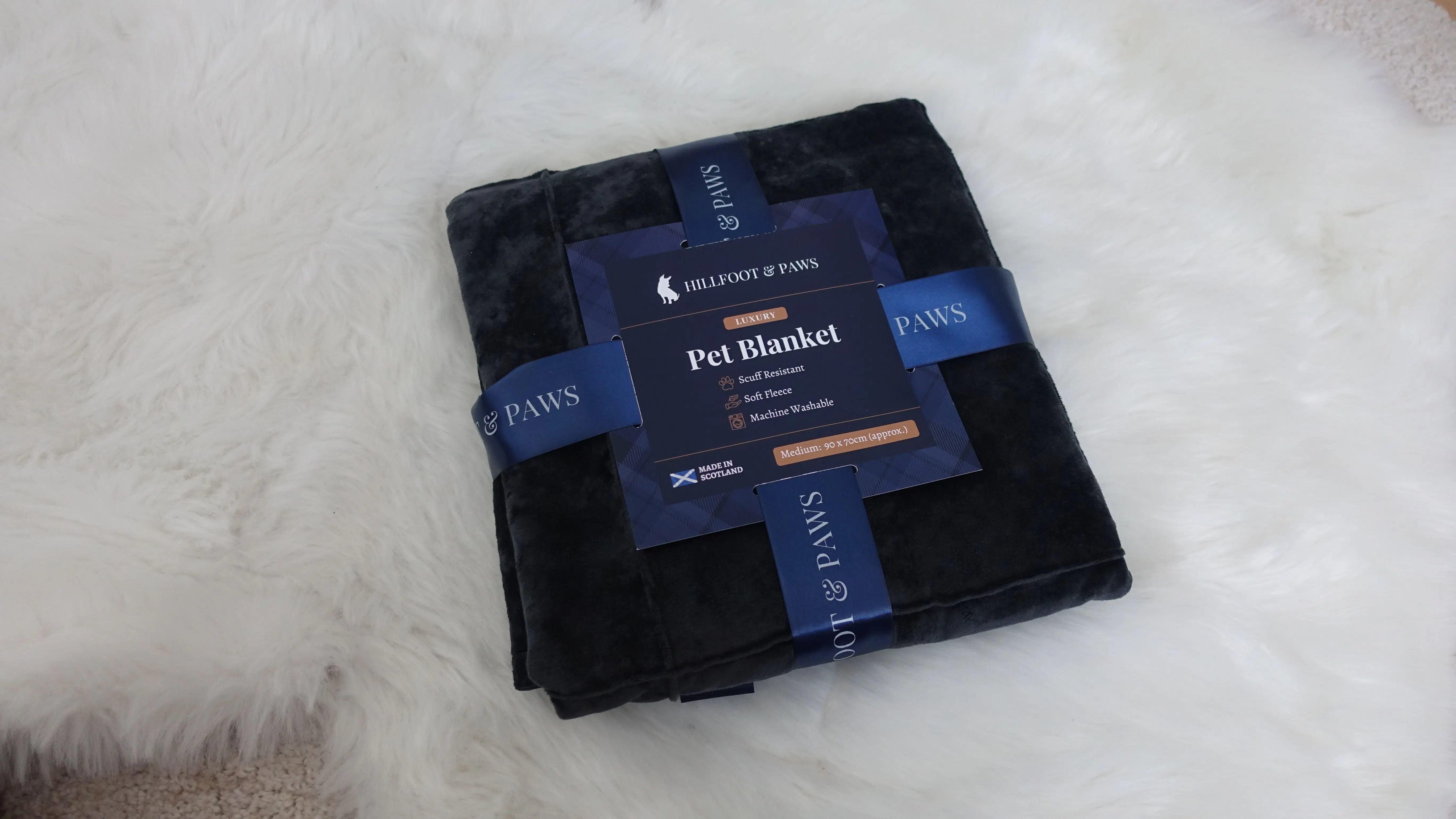 Handmade Hillfoot & Paws Luxury Dog Blanket - Black
