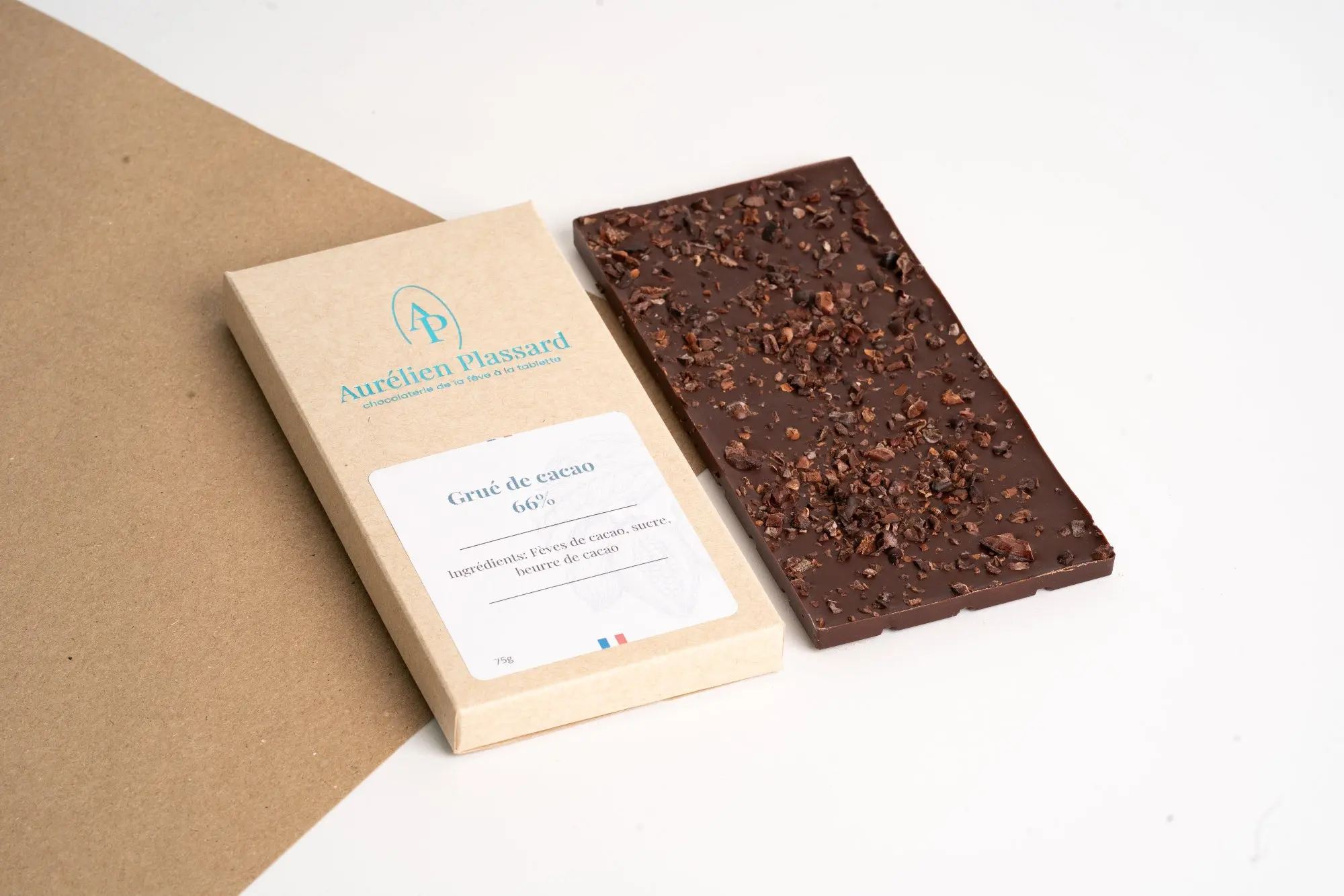 Tablette chocolat noir 66% de cacao et grué de cacao