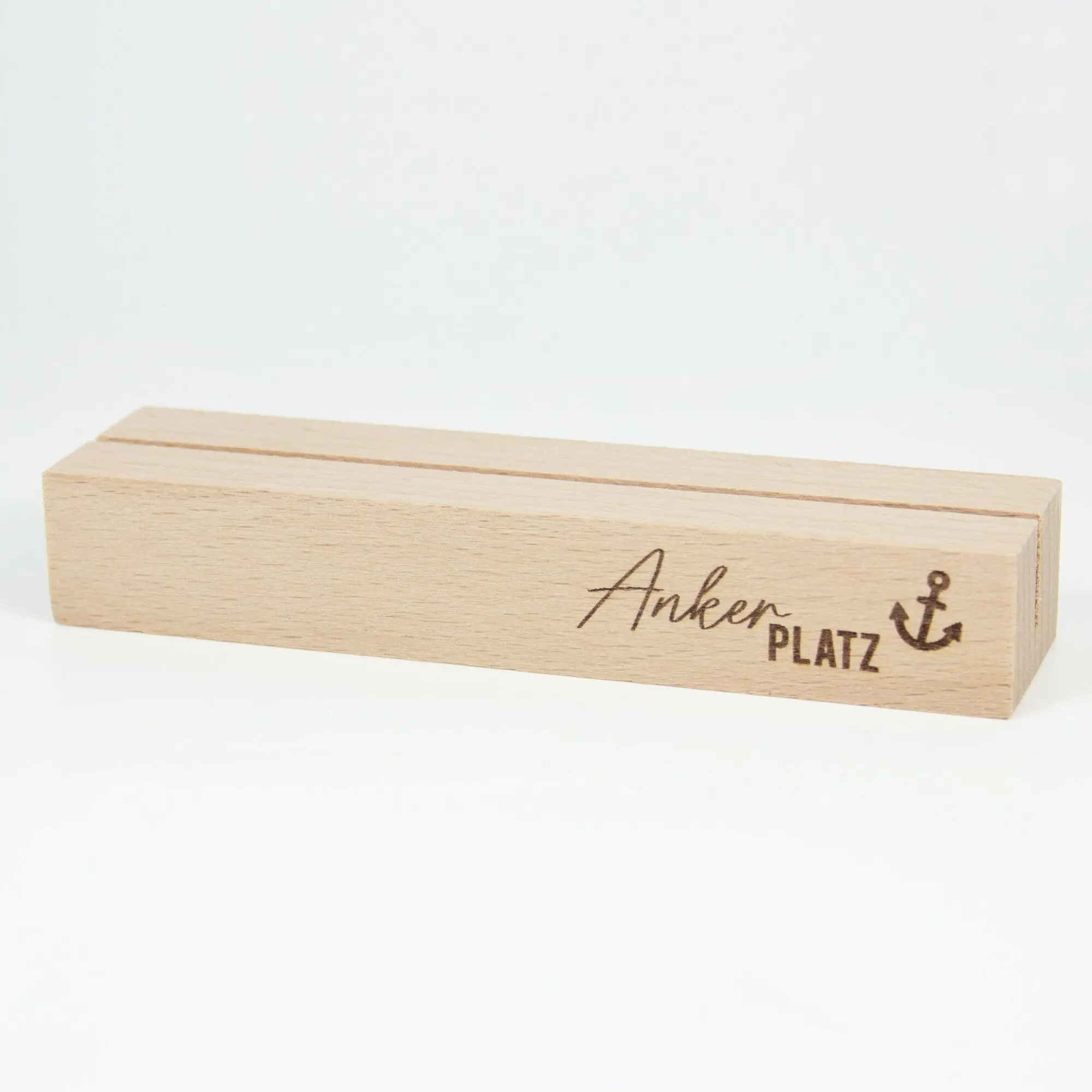 Card stand "Anchorage" made of sustainable beech wood - card holder with anchor engraving - maritime home accessory
