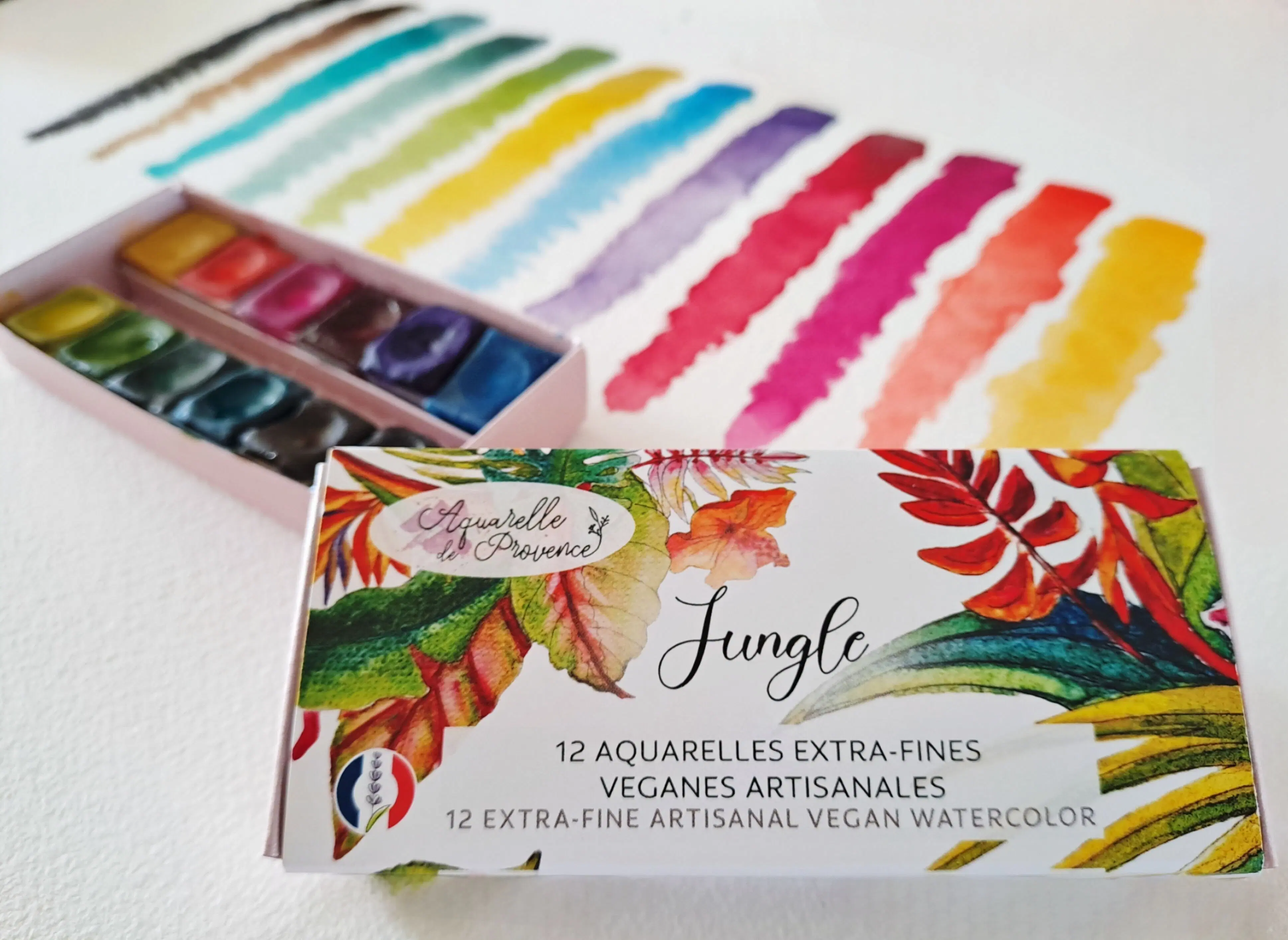"JUNGLE" Palette – 12 extra-fine vegan artisanal watercolors