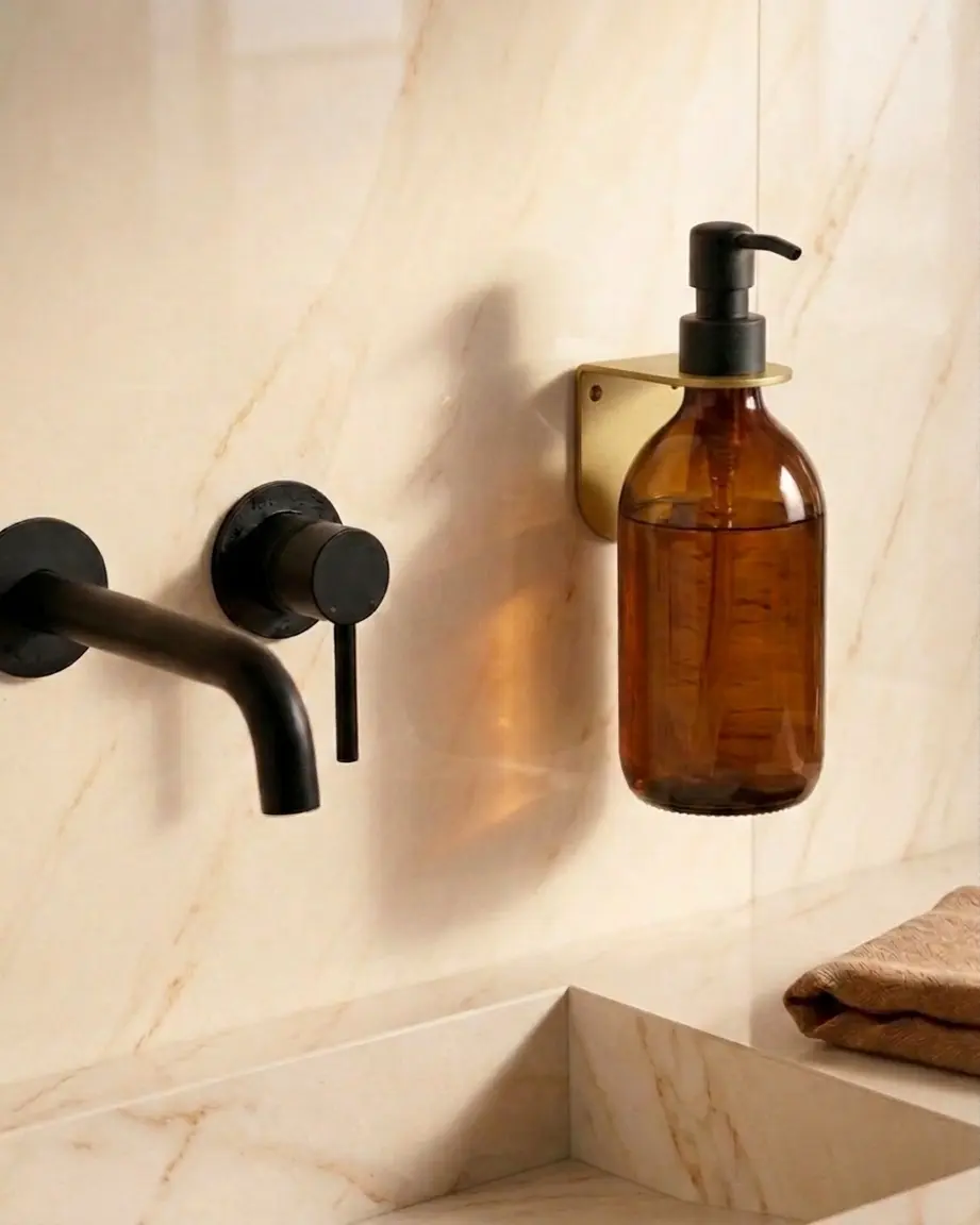 Soap dispenser holder | Bathroom bottle holder | Wall-mounted pump bottle holder | With or without drilling