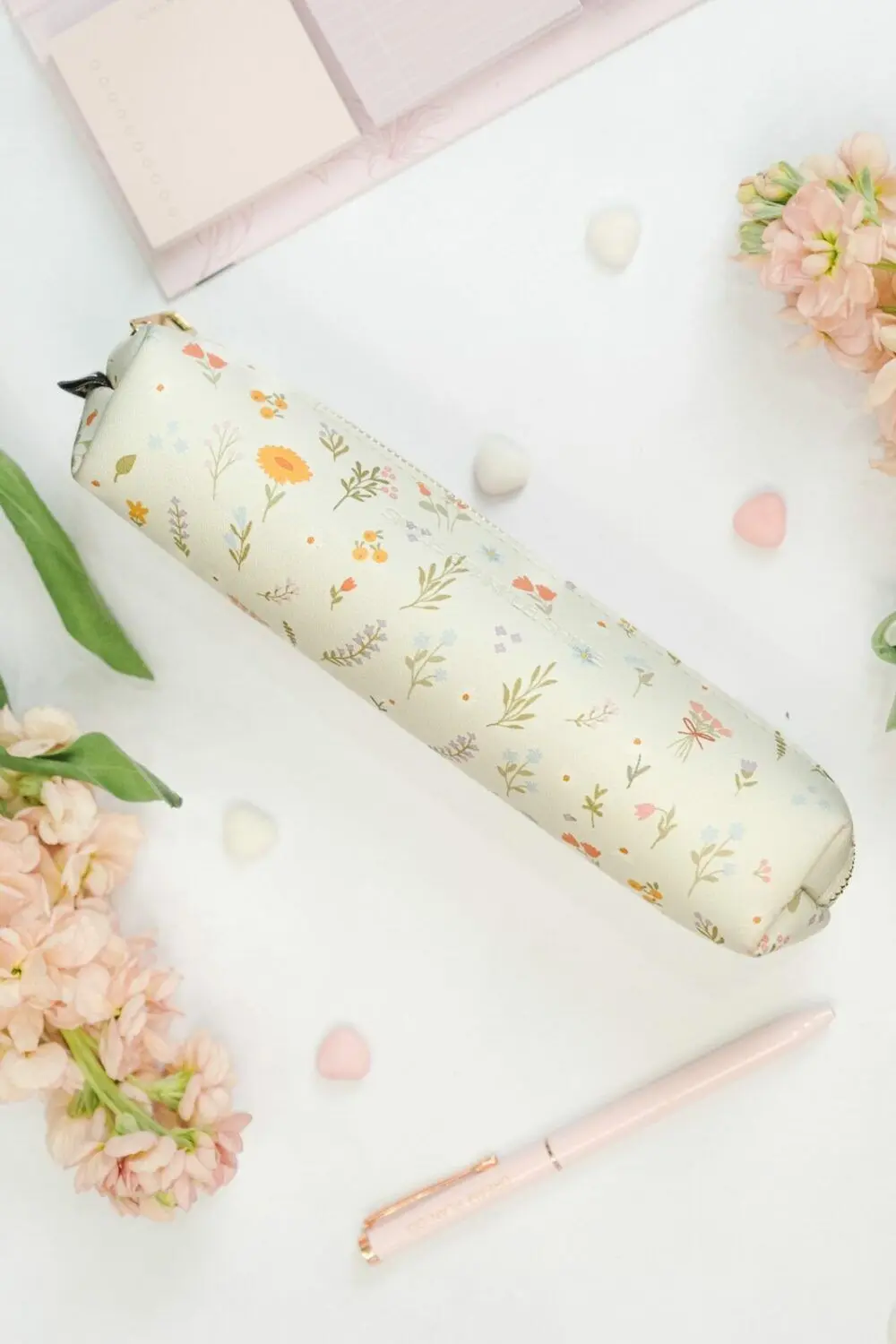 Pencil case with flowers- smile. sparkle. shine.