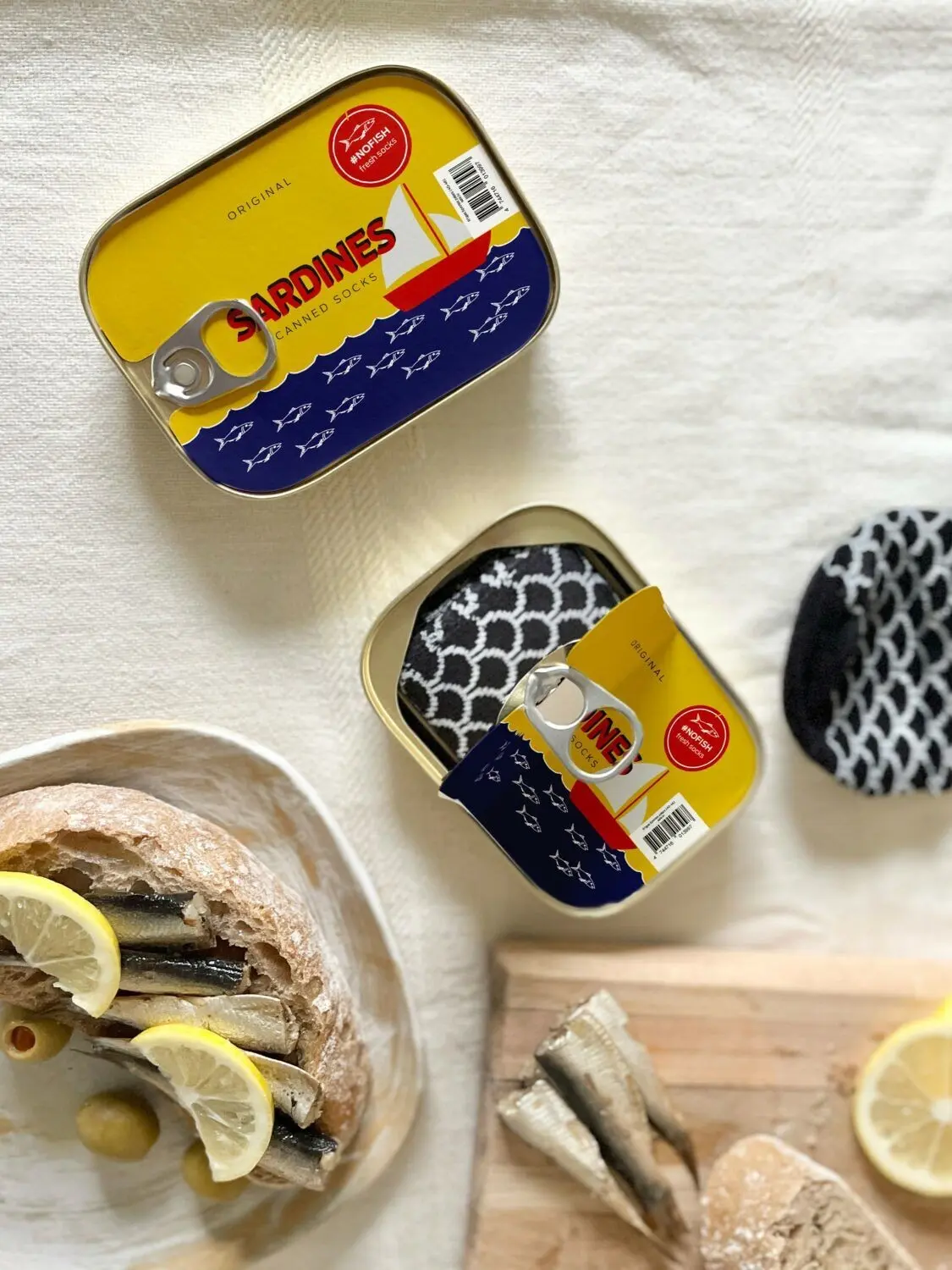 Spanish Sardines - Canned Fish Socks (Unisex Sizes 35-46)