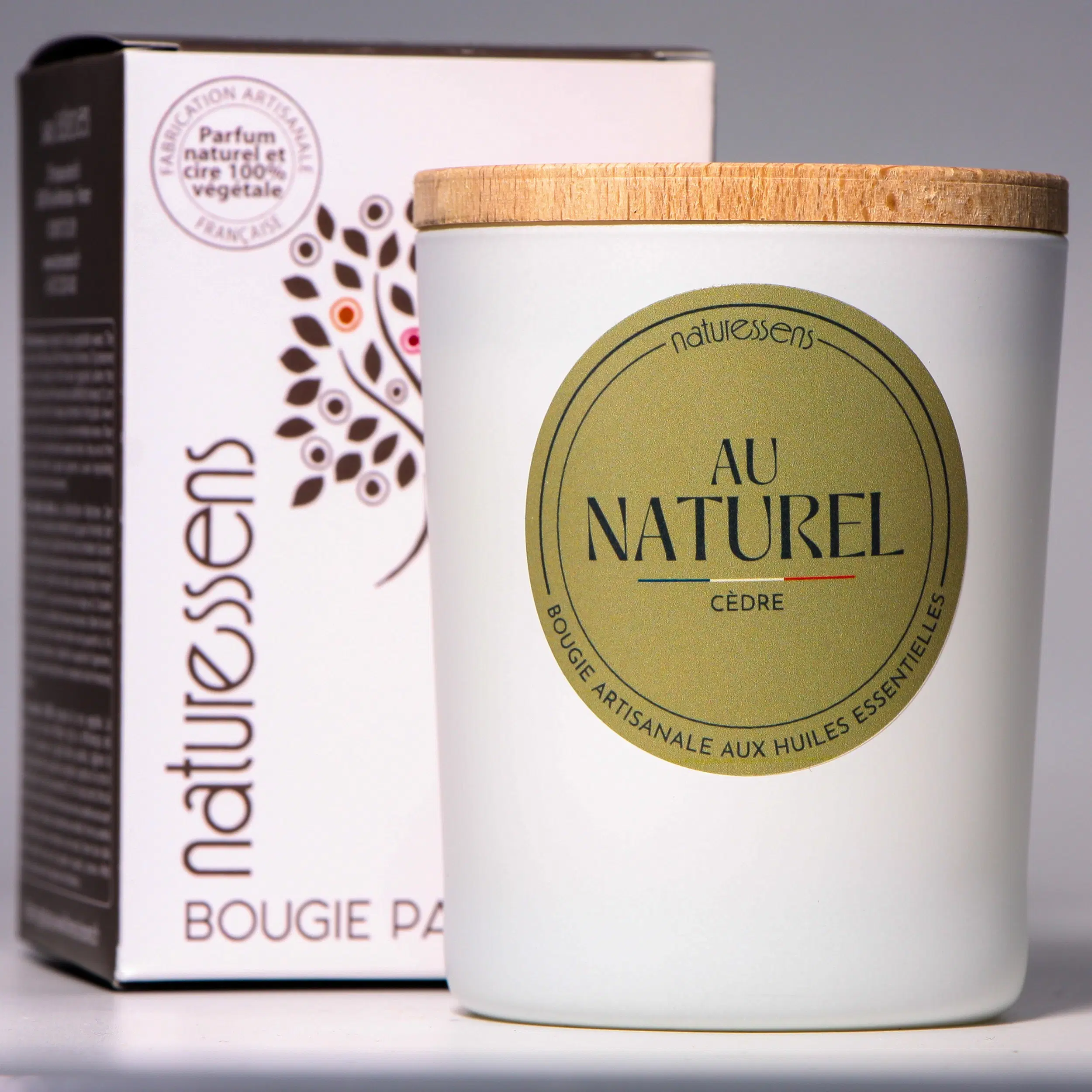 Duftkerze aus Pflanzenwachs, Zeder, 165 g – Kollektion „Natur“.
