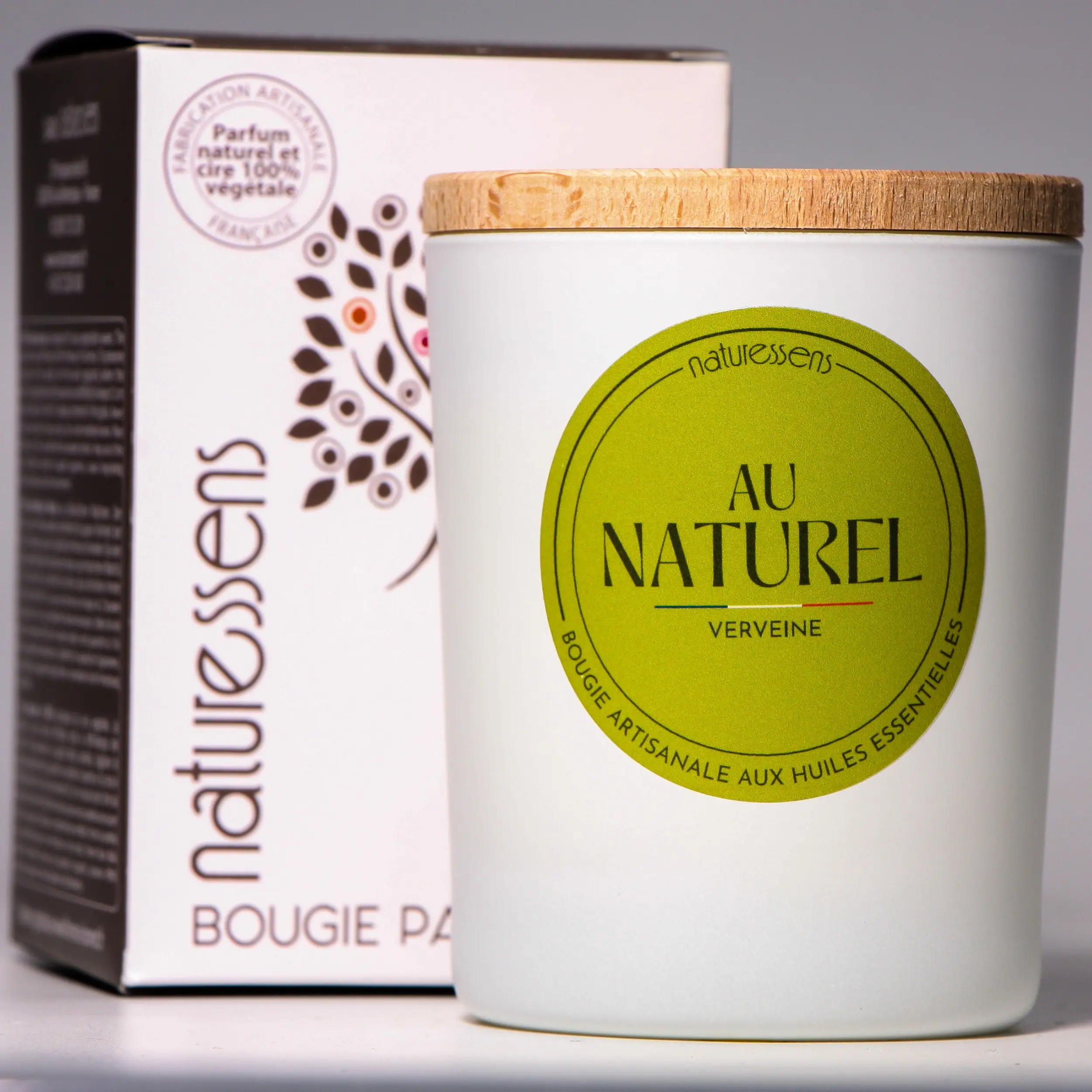 Duftkerze aus pflanzlichem Wachs mit Verbenenduft, 165 g – Kollektion „Natur“.