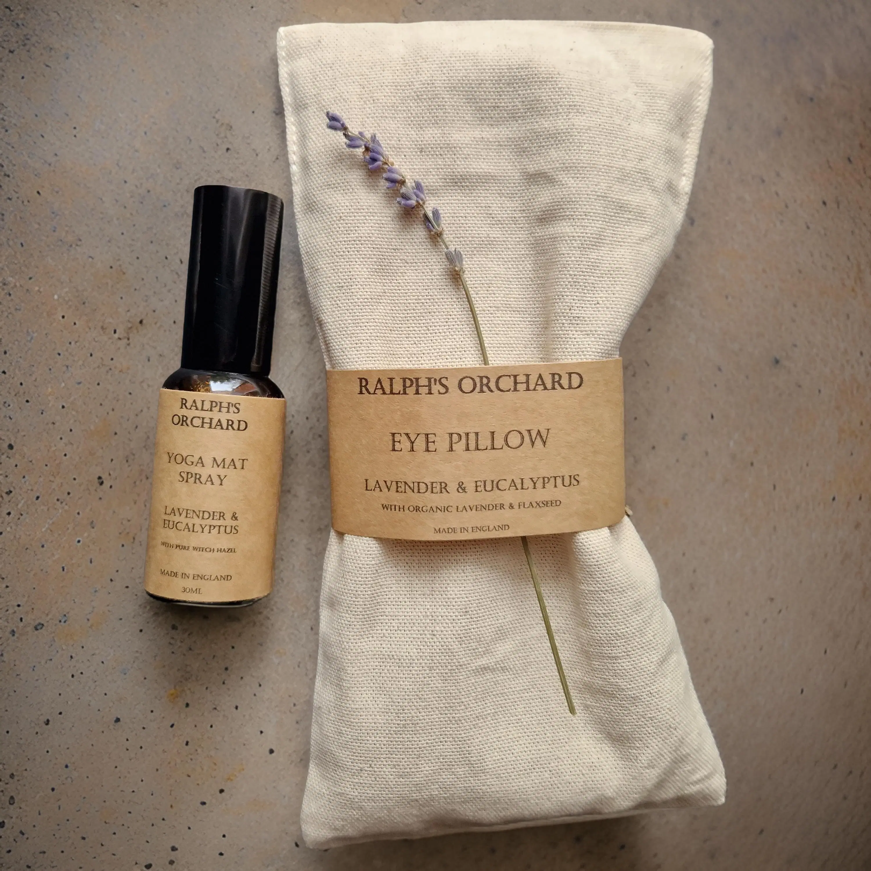 Yoga Lovers Gift Set – Organic Lavender Eye Pillow & Natural Yoga Mat Spray