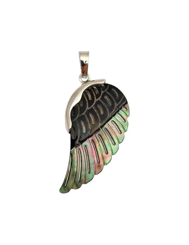 Mother-of-pearl wing pendant 4cm
