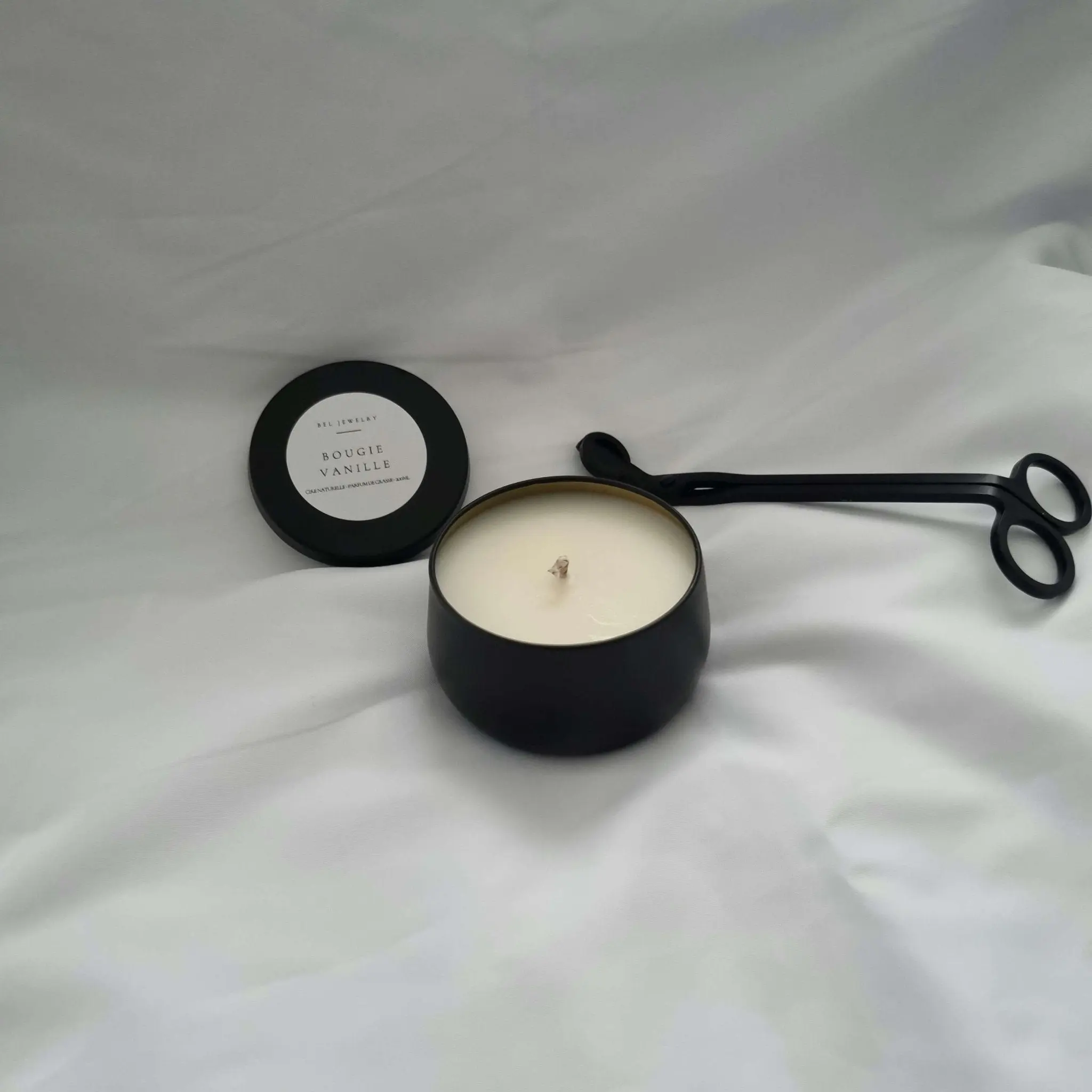Scented candle