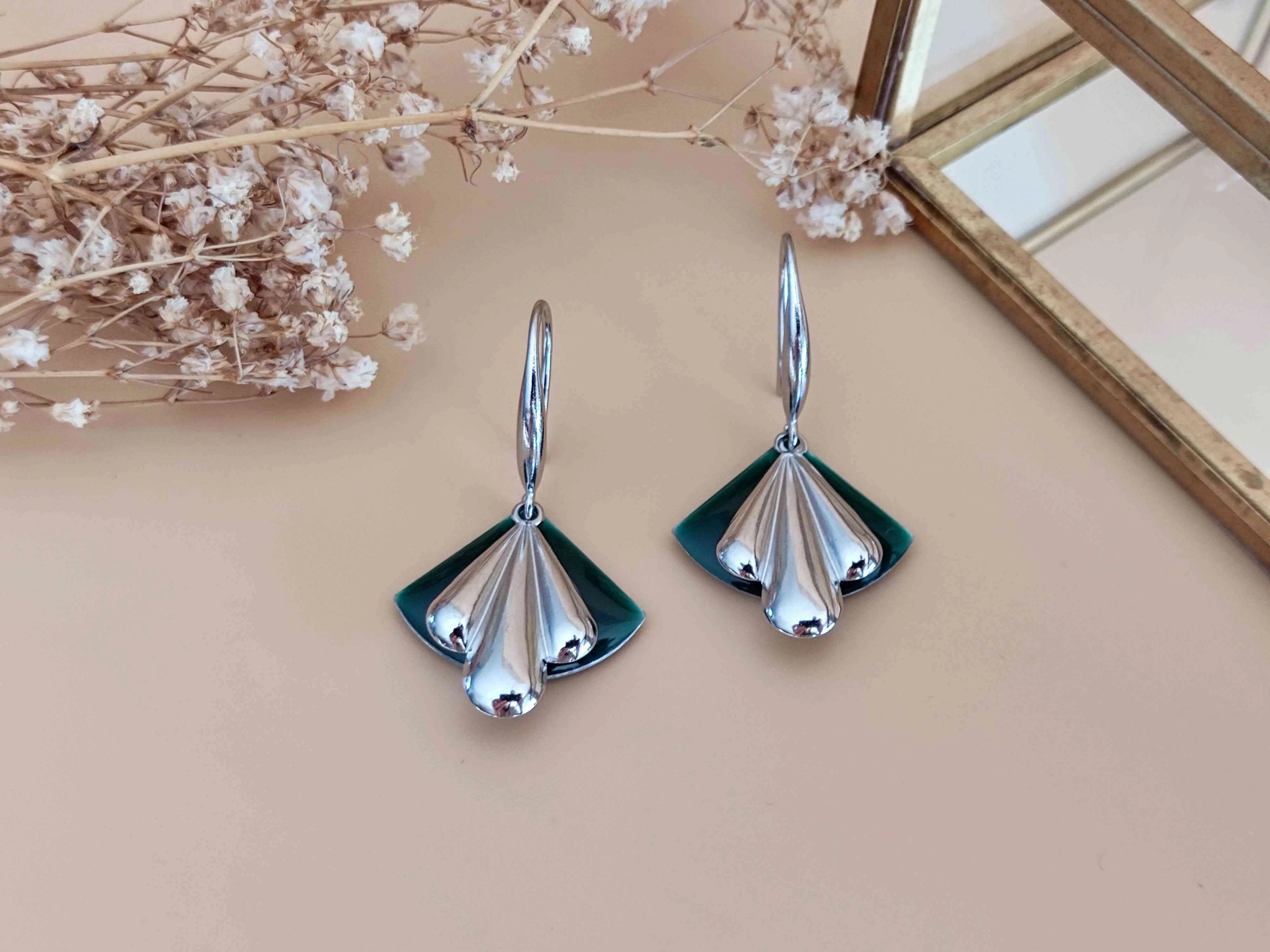 Retro chic fan earrings L'harmonieuse Vert