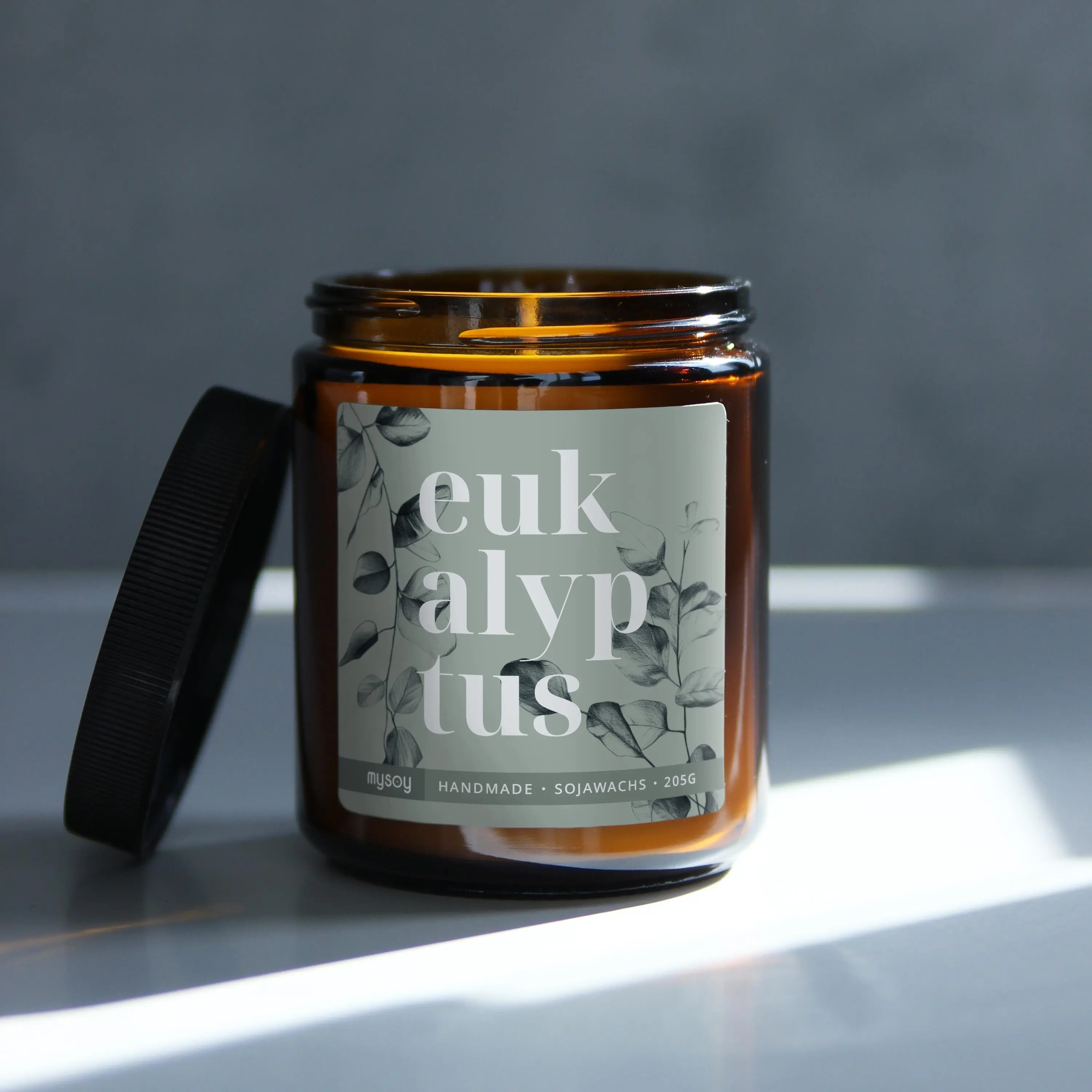 blooom scented candle in a glass | Eucalyptus