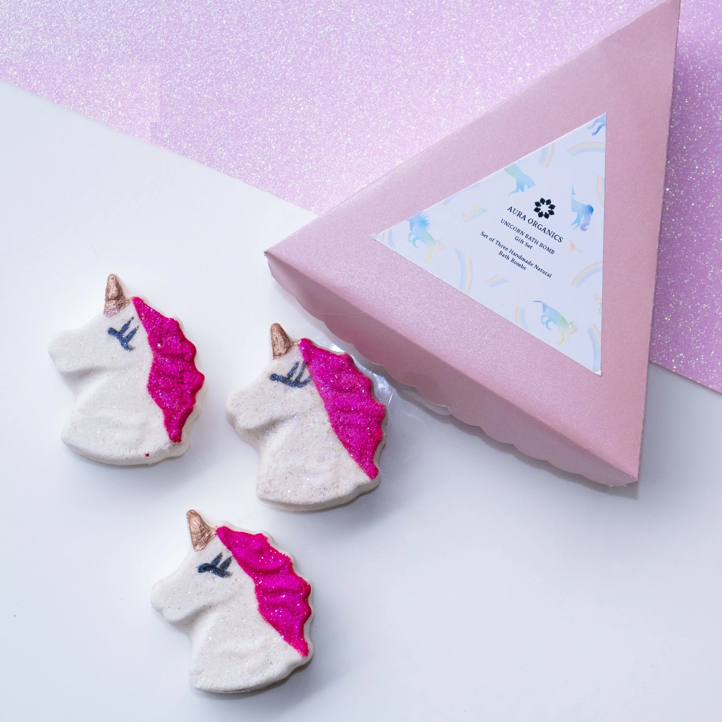 Magic unicorn bath bomb gift set