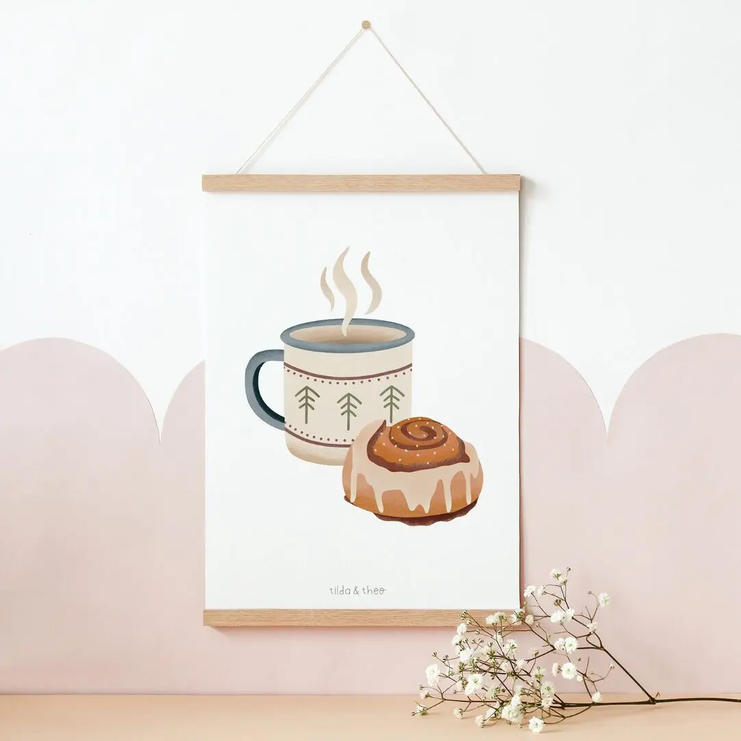 Affiche Mug Émaillé & Brioche à la Cannelle Norvège - Impression d'Art Camping Voyage Impression Hygge