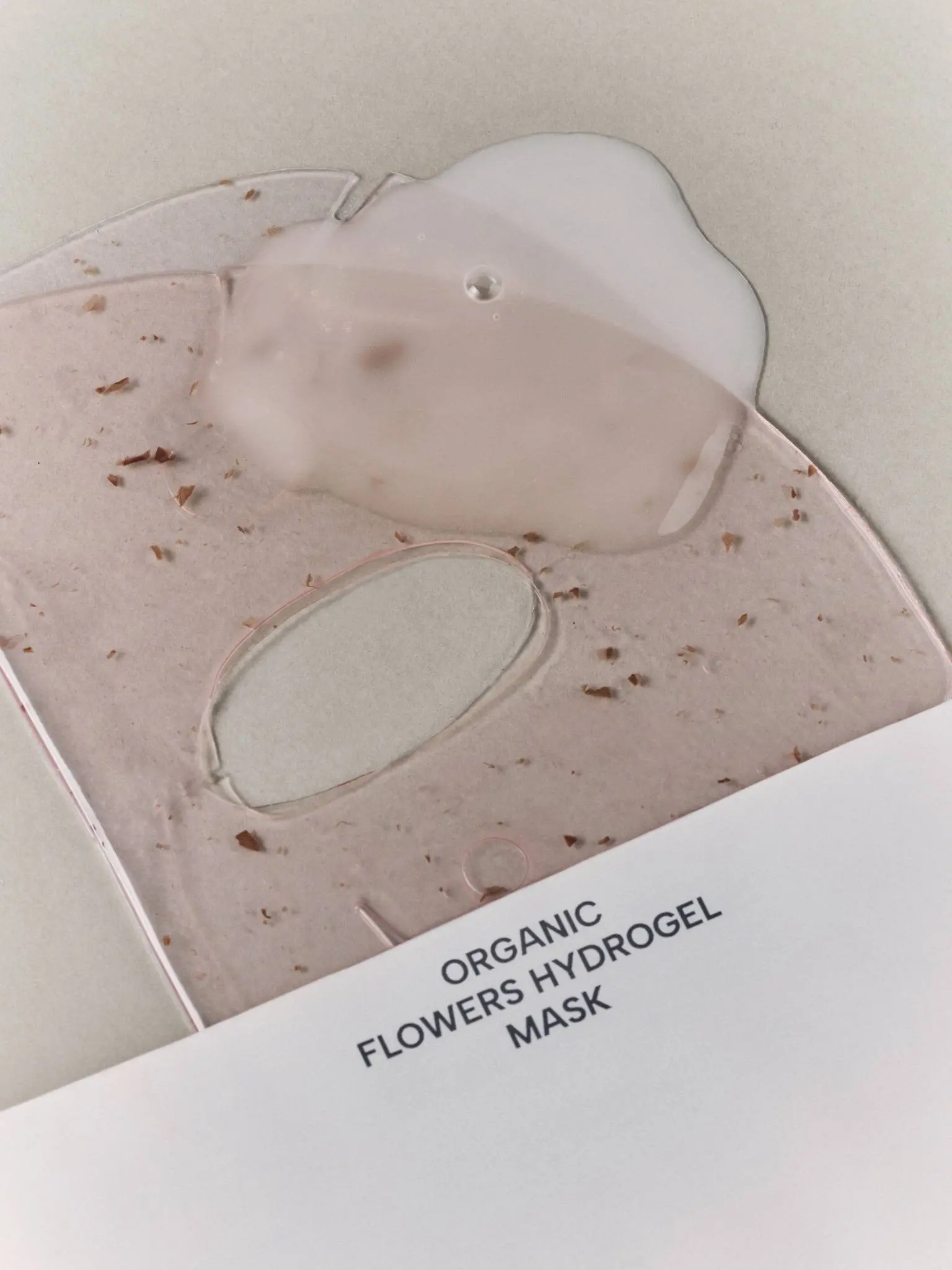 Mascarilla de hidrogel de flores orgánicas
