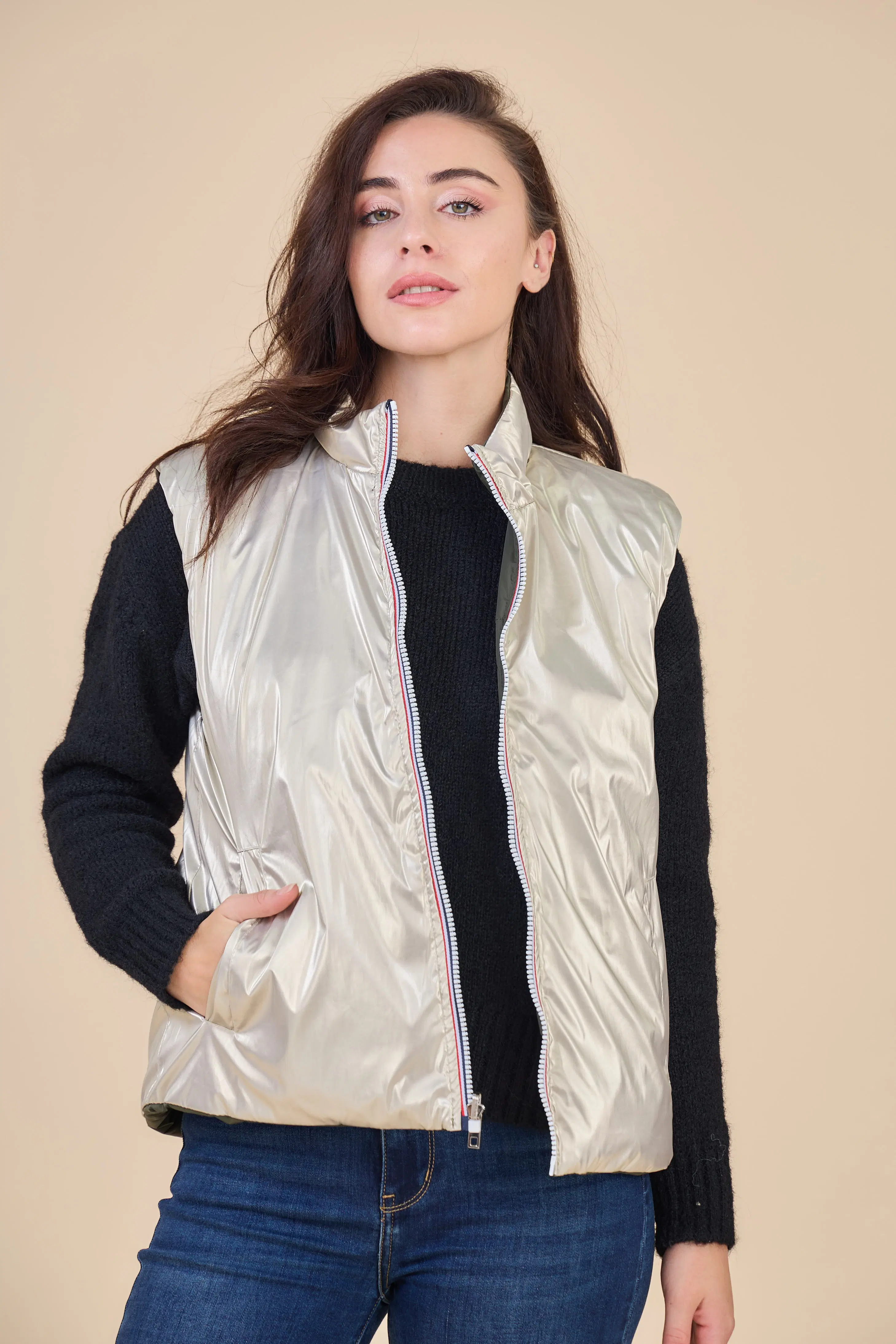 4111- Reversible sleeveless waterproof down jacket