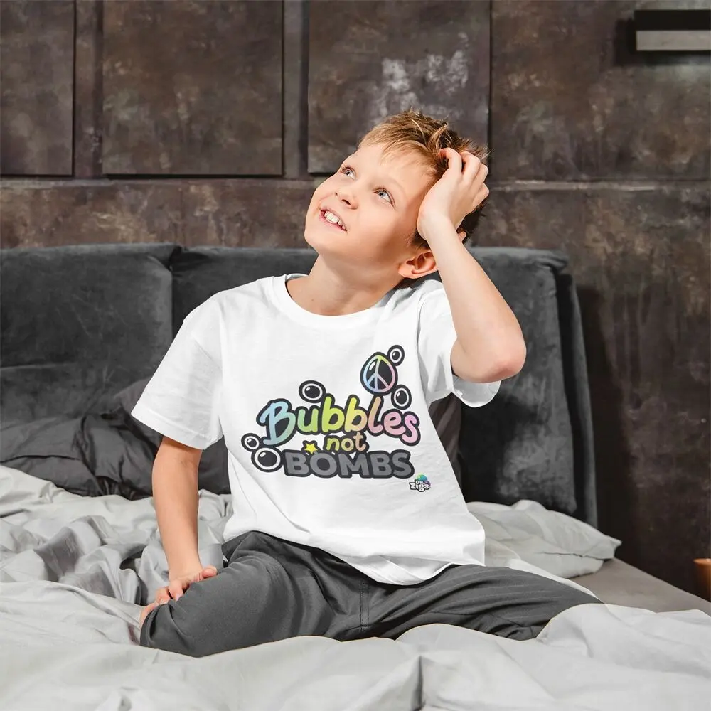 Kinder T-Shirt mit Aufschrift „Bubbles Not Bombs“