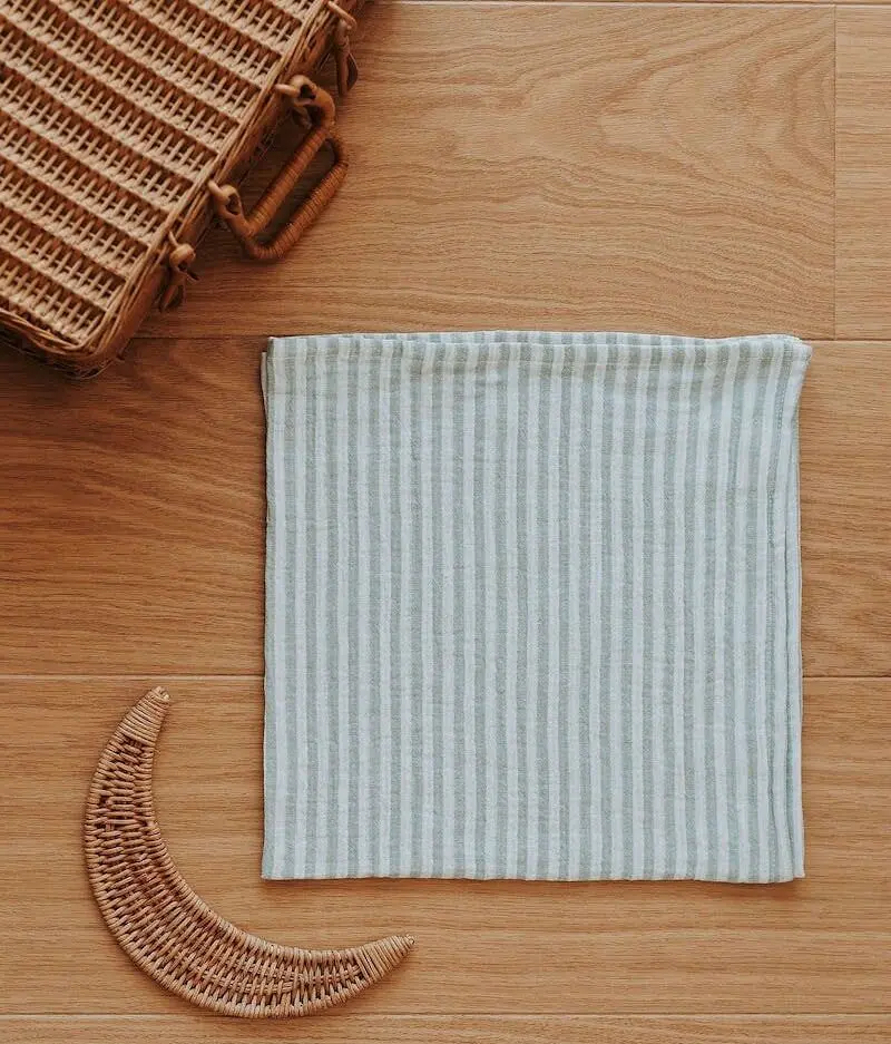 Green-grey striped swaddle - 60cm x 60cm