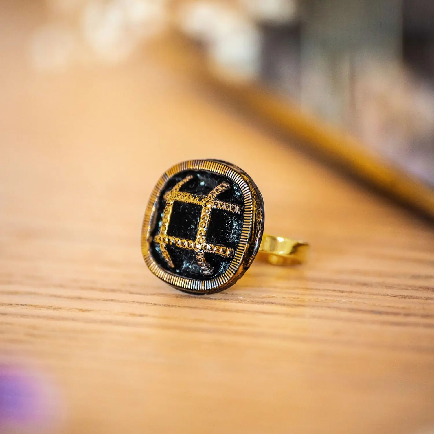 Paulette gold ring