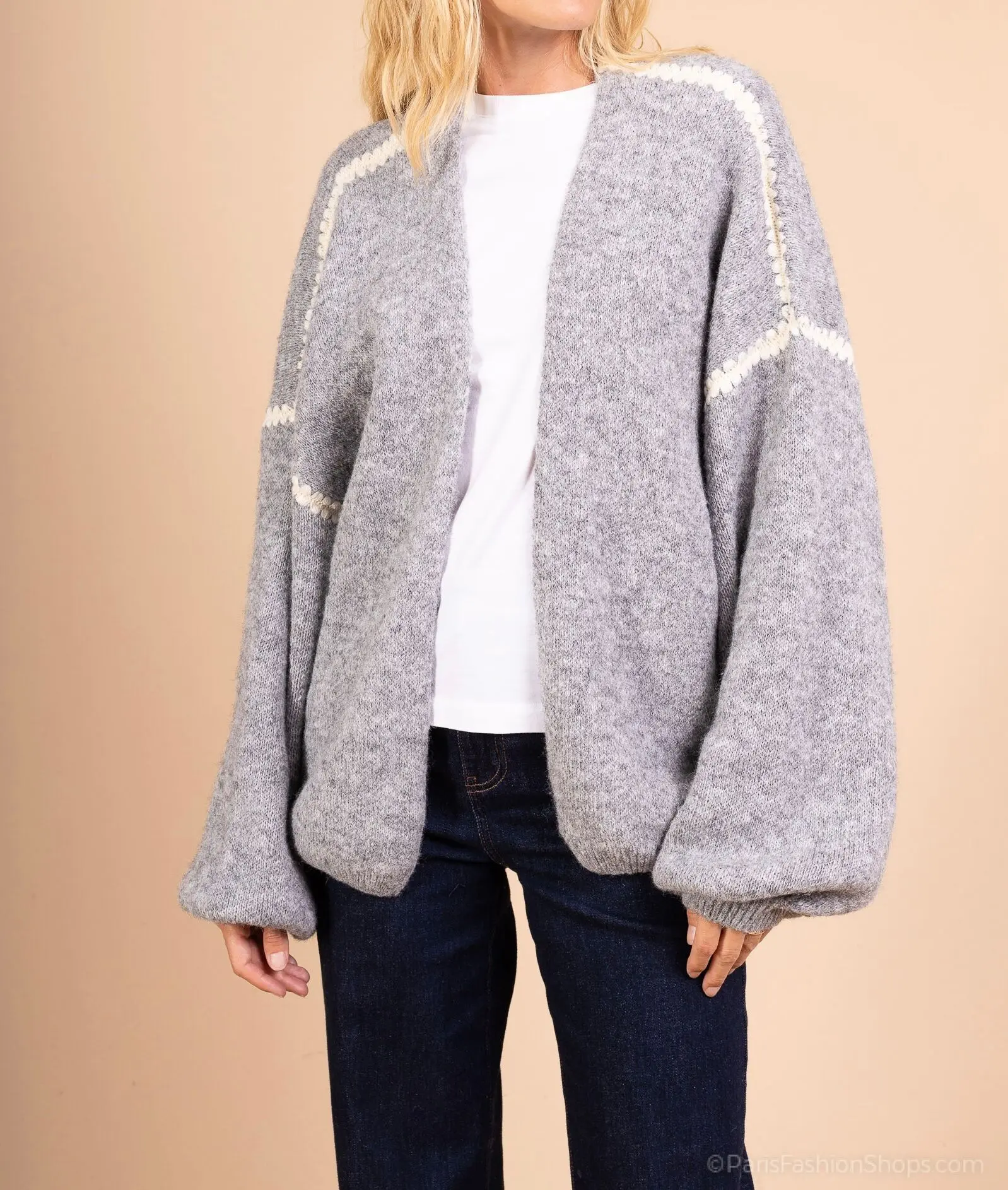Gilet en maille texturée avec finitions contrastées AP128