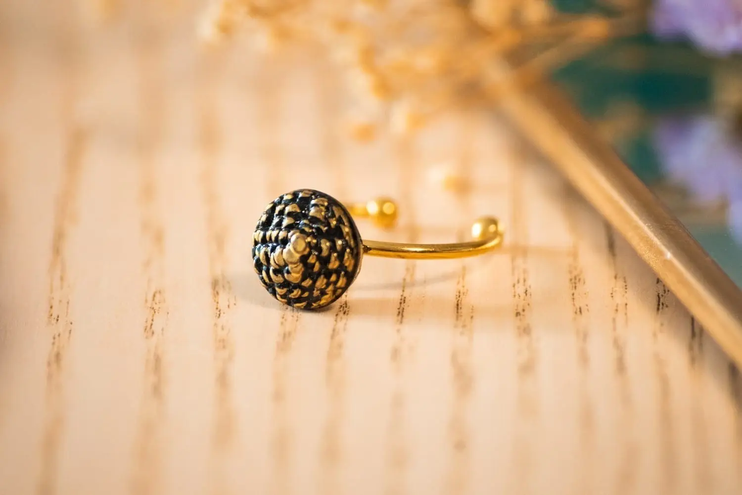 Aliénor fine gold ring