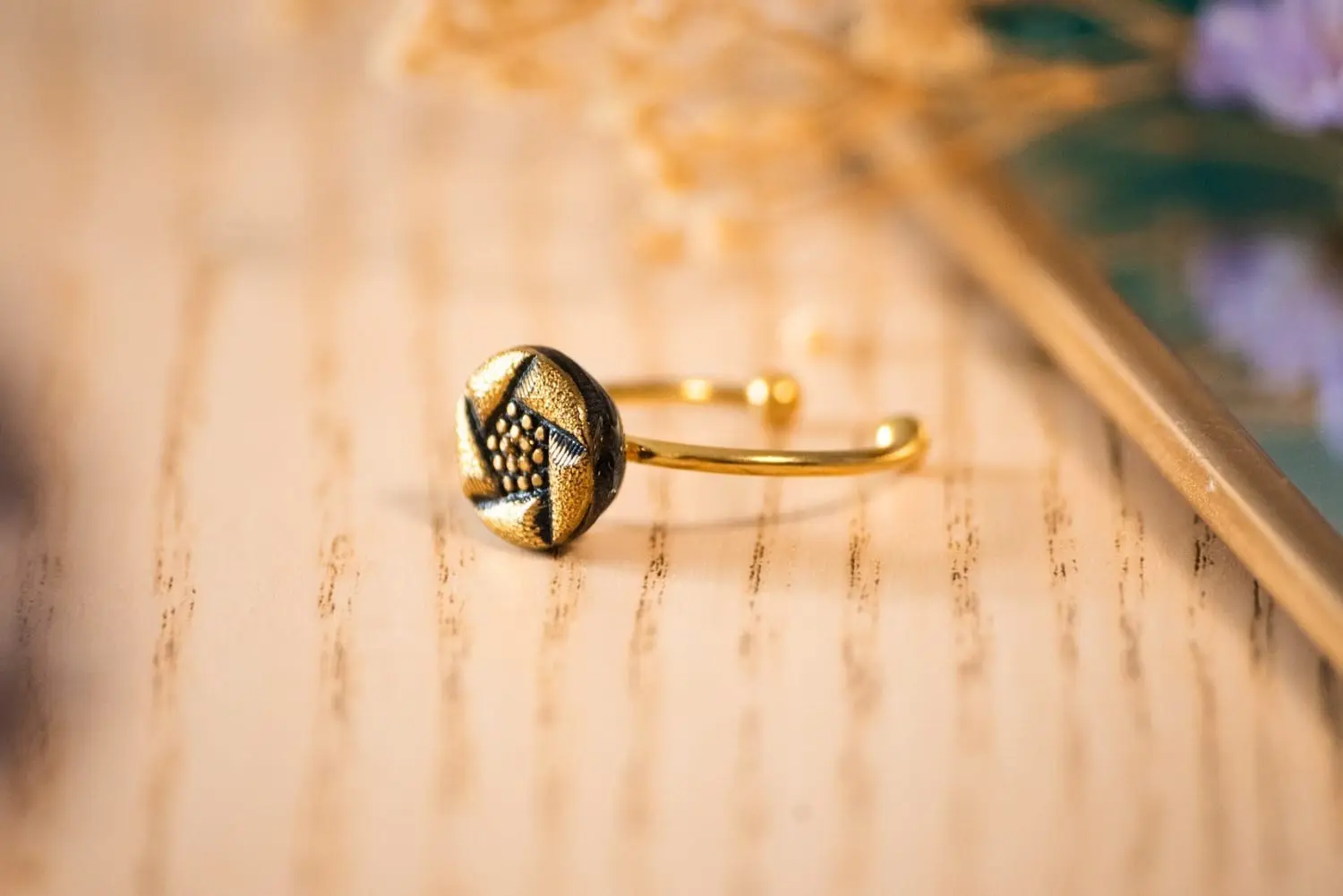 Arlette thin ring