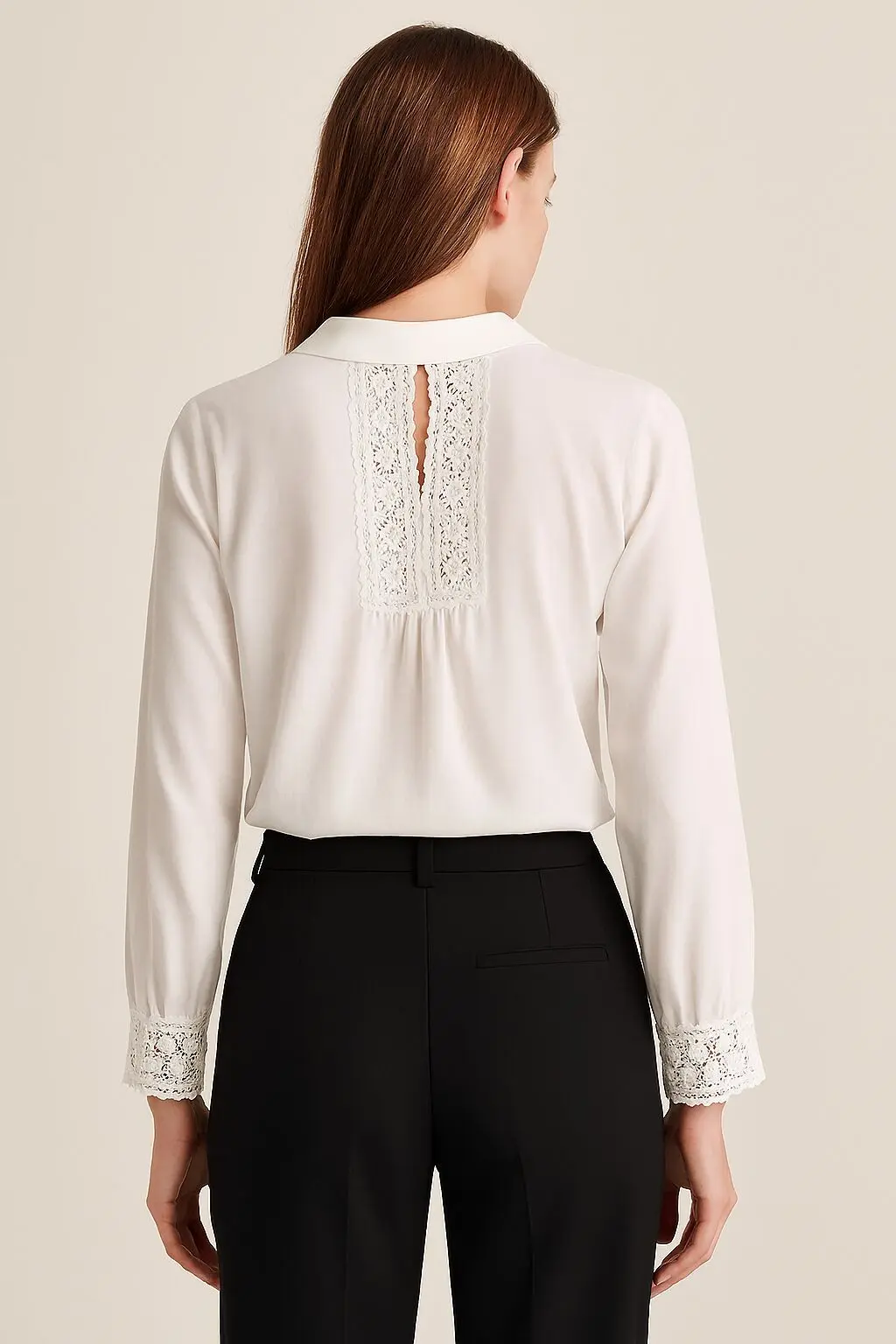 Chemise dentelle au dos A929 – Élégance & raffinement