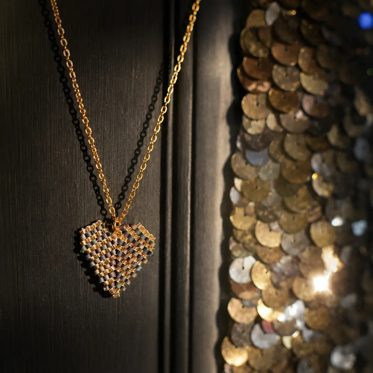 DISCO NECKLACE