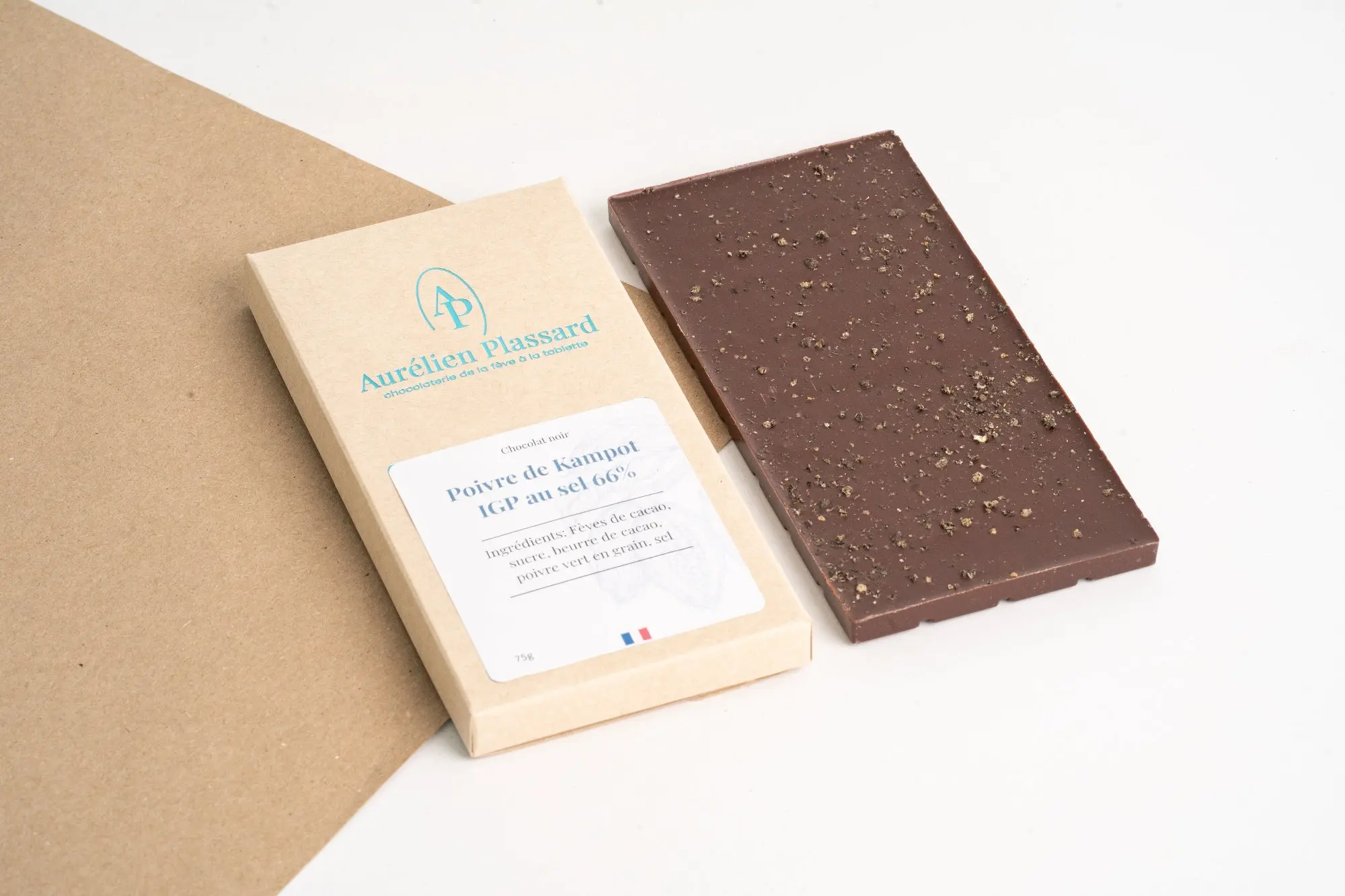 Tablette chocolat noir 66% de cacao et Poivre de Kampot IGP au sel